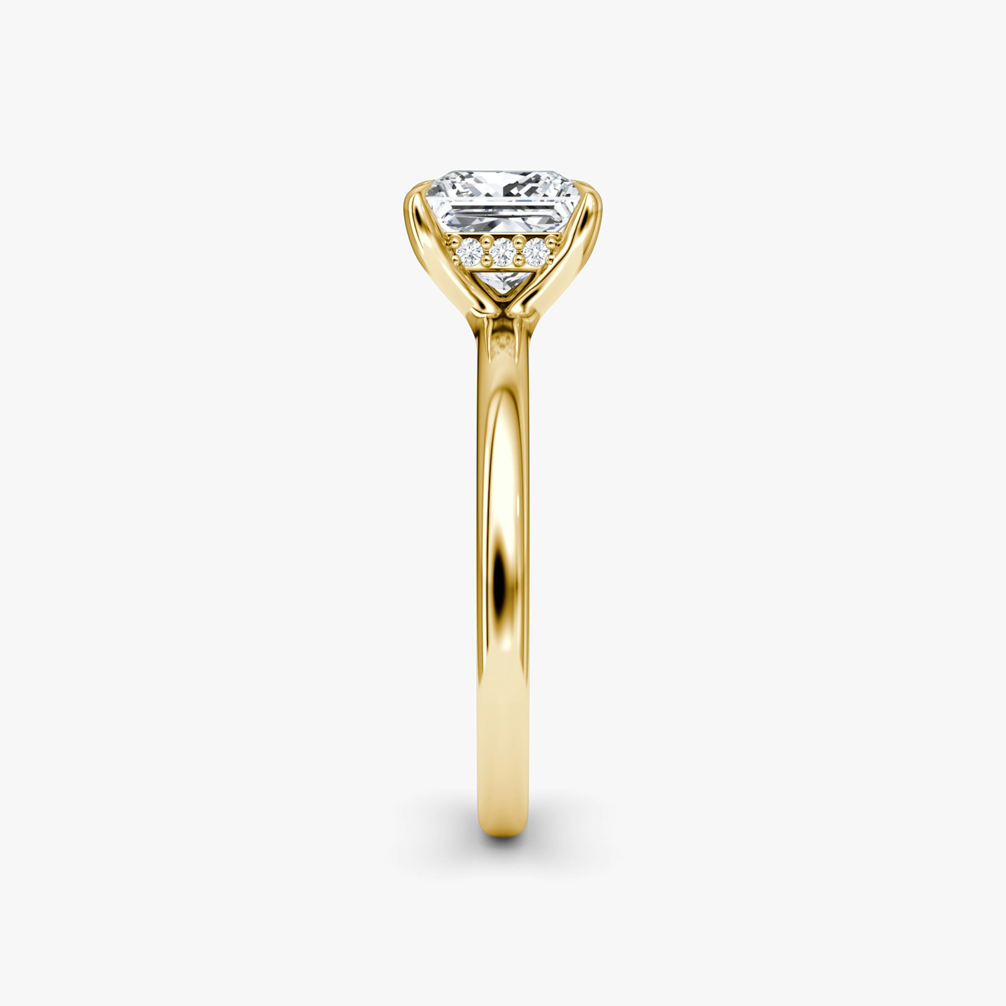 The Floating Solitaire | Princess | 18k | Yellow Gold | bandAccent: Plain | diamondOrientation: vertical | caratWeight: other