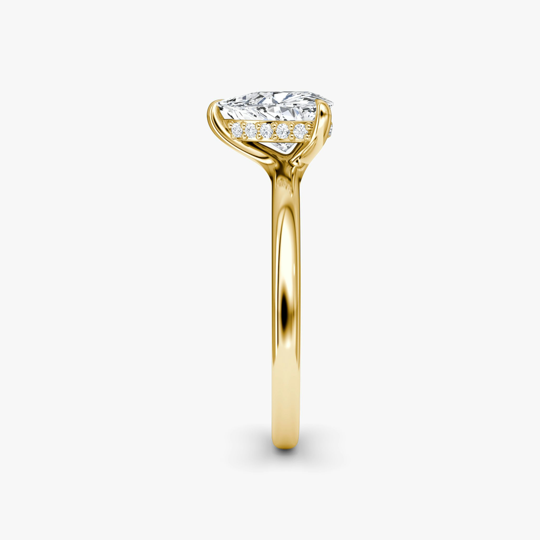 The Floating Solitaire | Trillion | 18k | Yellow Gold | bandAccent: Plain | diamondOrientation: vertical | caratWeight: other