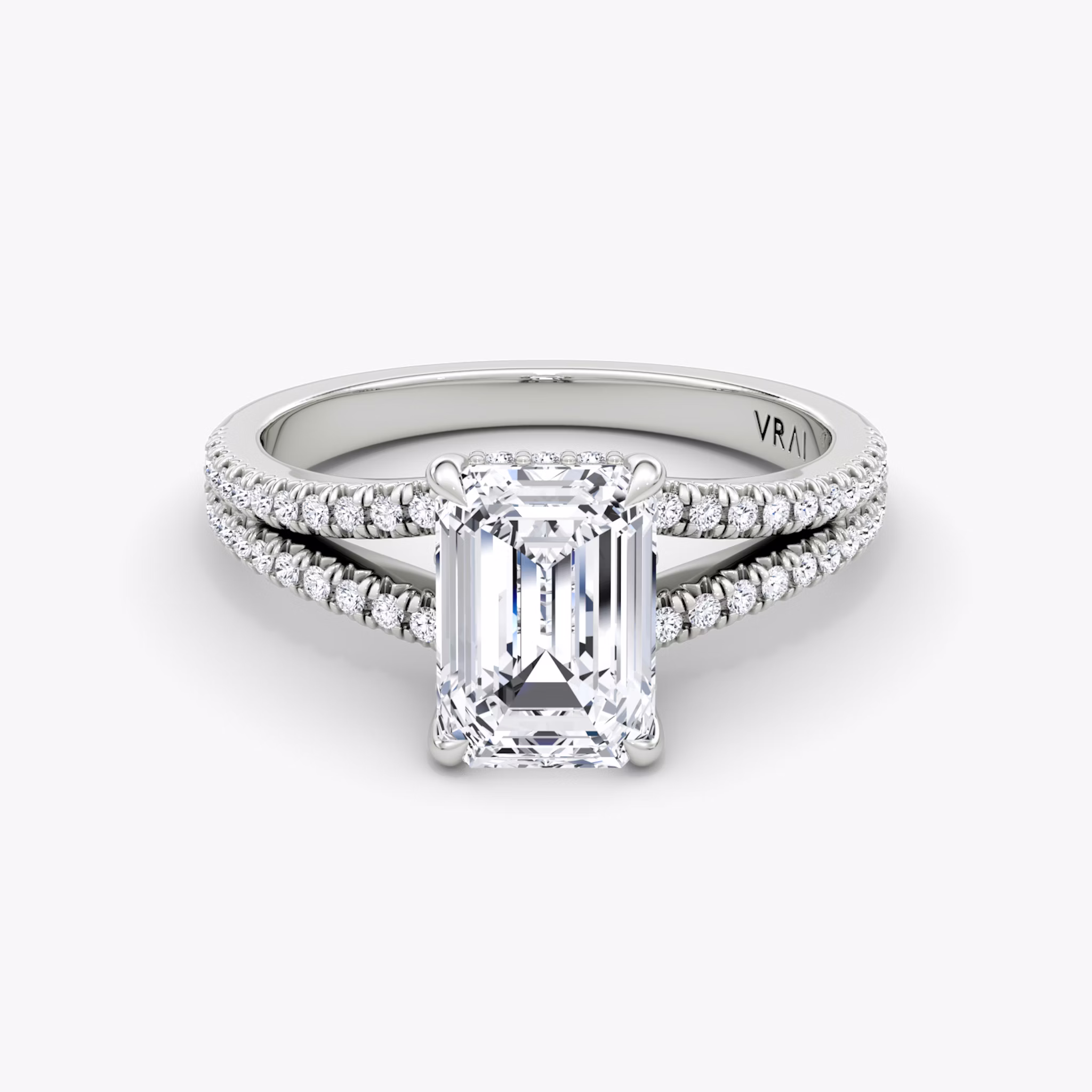 The Floating Split Band | Emerald | Platinum | bandAccent: Pavé | diamondOrientation: vertical | caratWeight: other