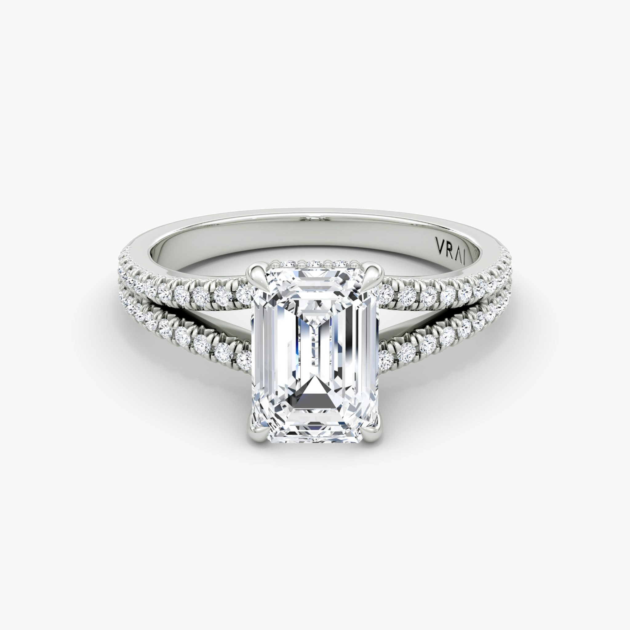The Floating Split Band | Emerald | Platinum | bandAccent: Pavé | diamondOrientation: vertical | caratWeight: other