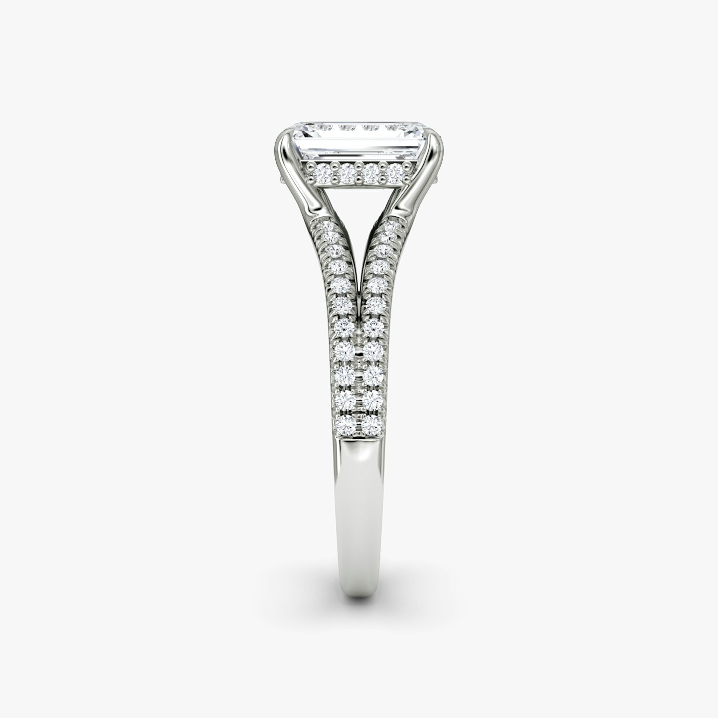 The Floating Split Band | Emerald | Platinum | bandAccent: Pavé | diamondOrientation: vertical | caratWeight: other