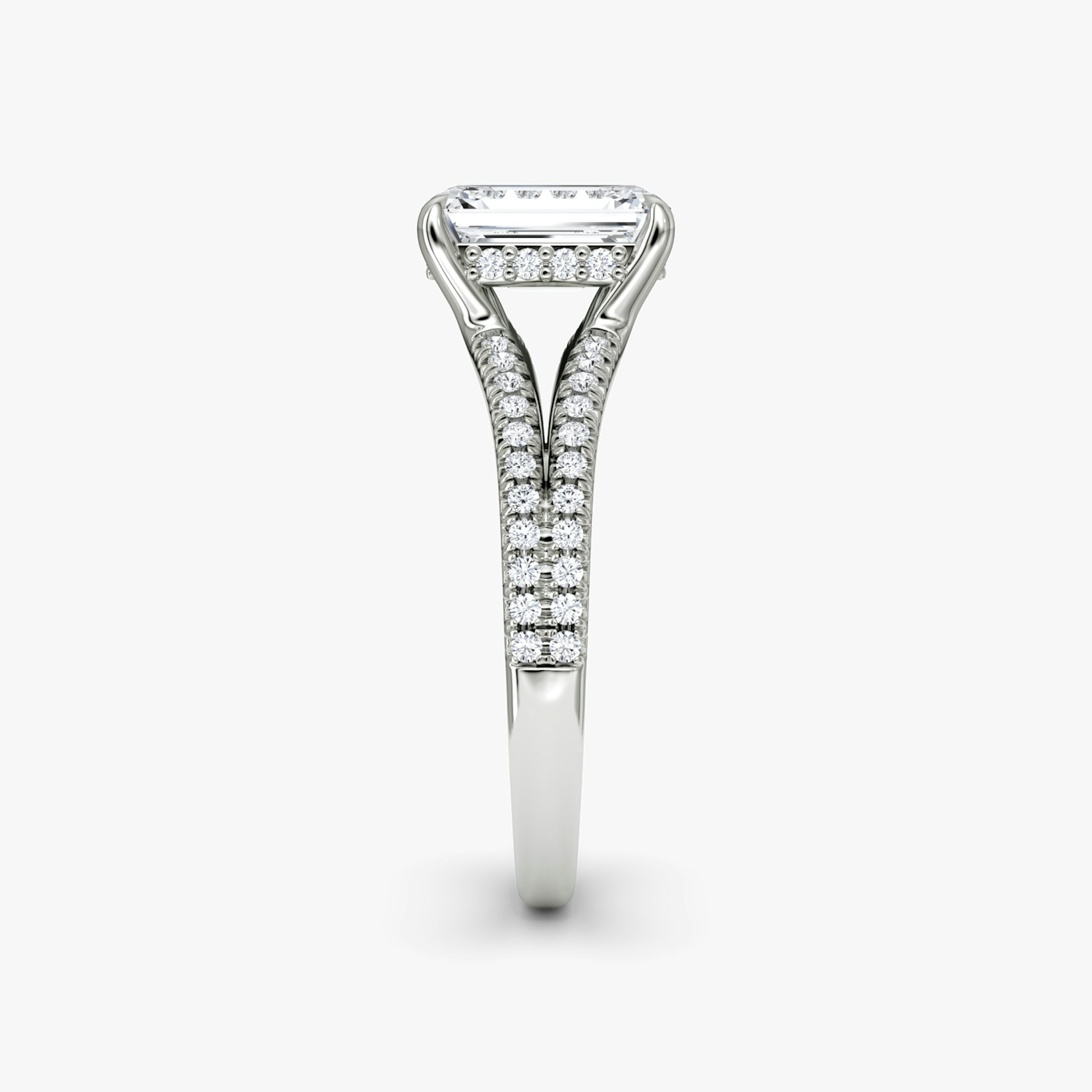 The Floating Split Band | Emerald | Platinum | bandAccent: Pavé | diamondOrientation: vertical | caratWeight: other