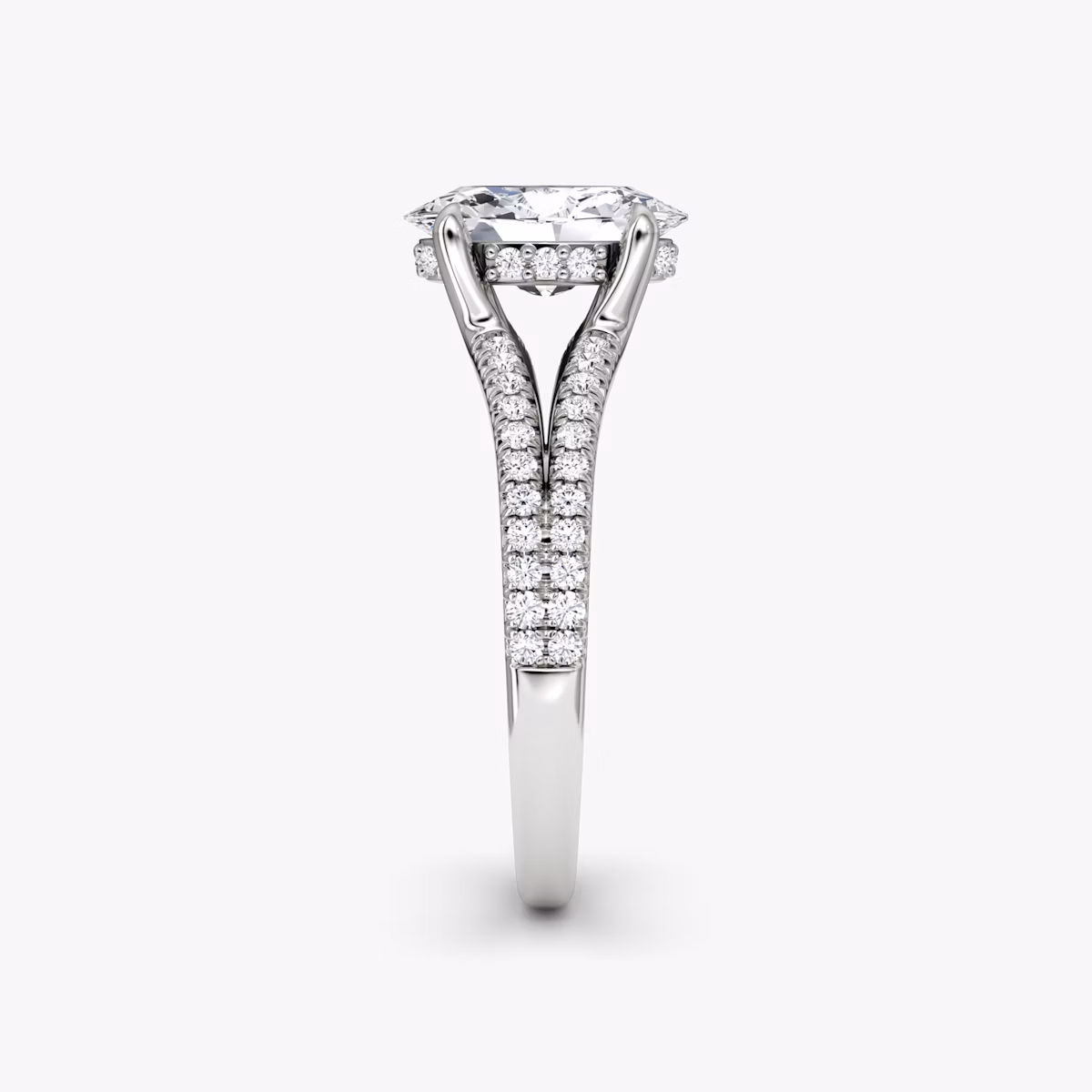 The Floating Split Band | Oval | Platinum | bandAccent: Pavé | diamondOrientation: vertical | caratWeight: other