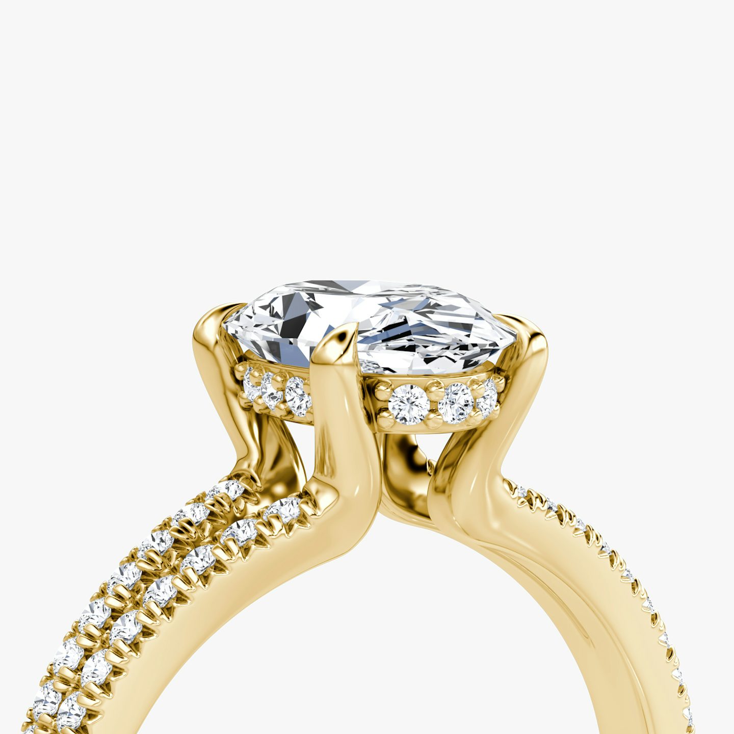 The Floating Split Band | Oval | 18k | Yellow Gold | bandAccent: Pavé | diamondOrientation: vertical | caratWeight: other