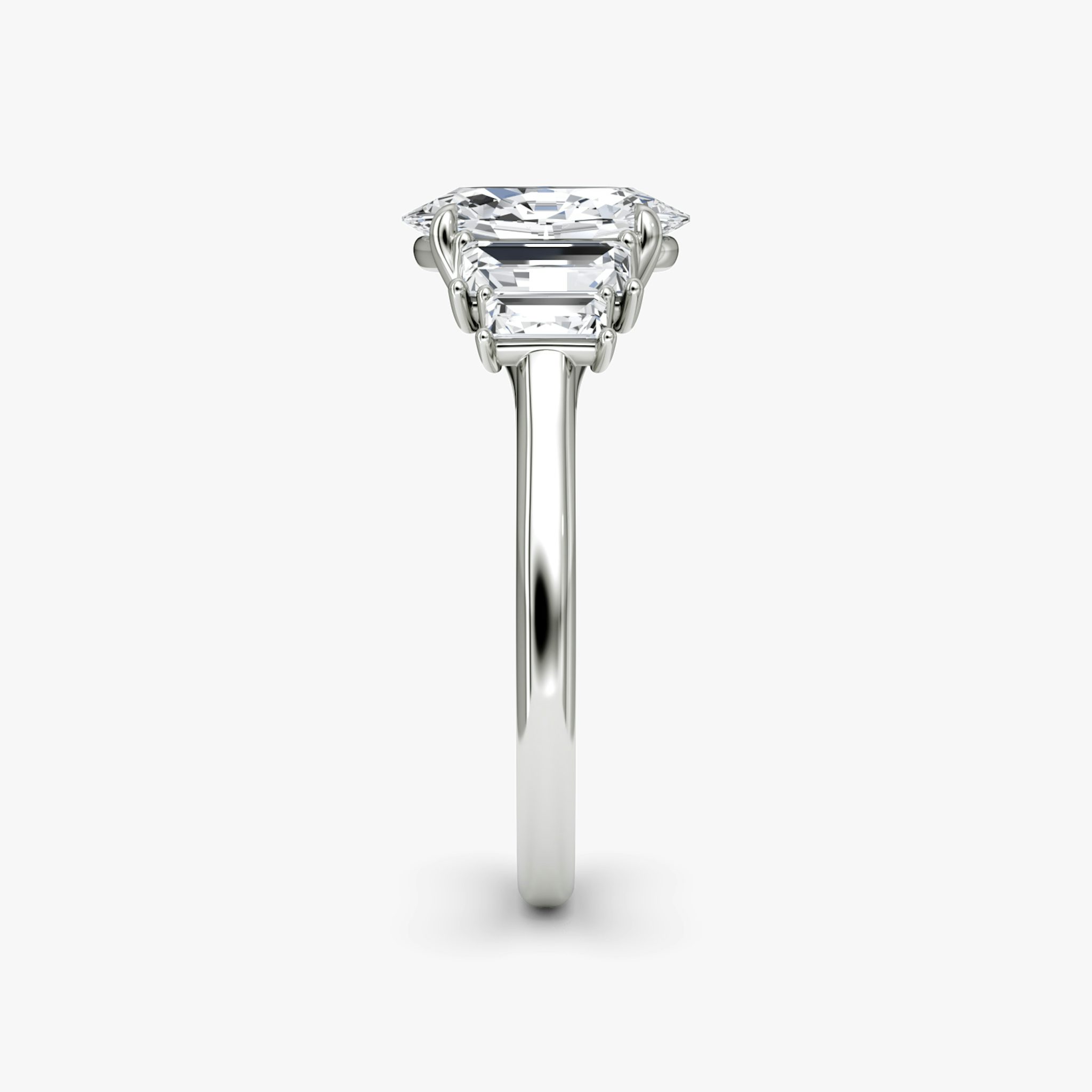The Five Stone Heirloom | Oval | 18k | White Gold | bandAccent: Plain | diamondOrientation: vertical | caratWeight: other