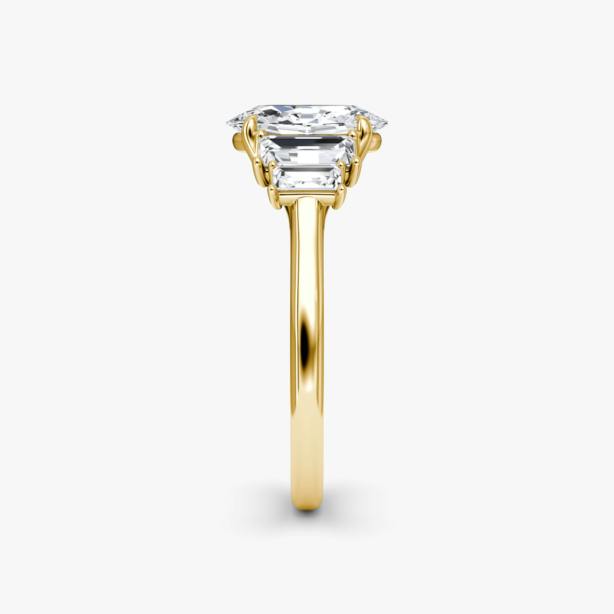 The Five Stone Heirloom | Oval | 18k | Yellow Gold | bandAccent: Plain | diamondOrientation: vertical | caratWeight: other