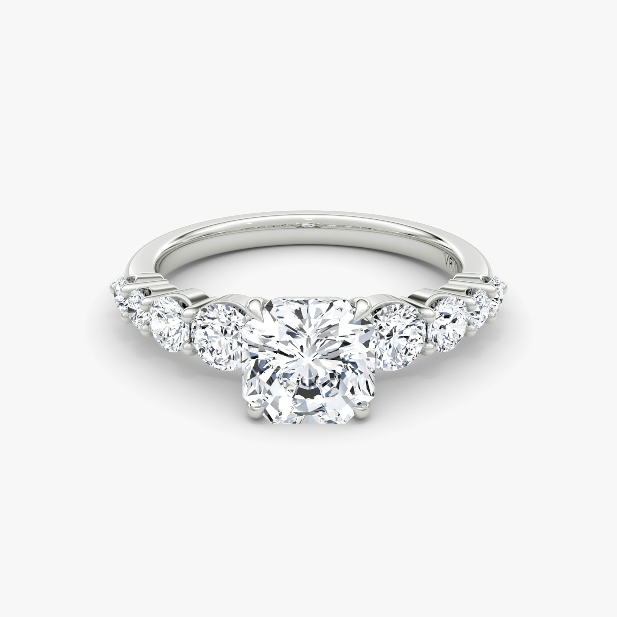 The Graduated Band | Asscher | 18k | White Gold | bandAccent: Plain | diamondOrientation: vertical | caratWeight: other