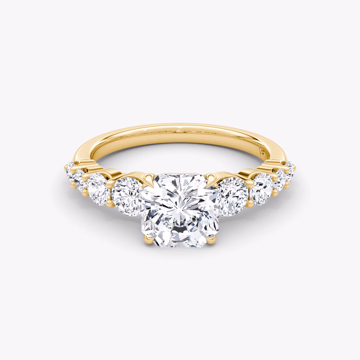 The Graduated Band | Asscher | 18k | Yellow Gold | bandAccent: Plain | diamondOrientation: vertical | caratWeight: other