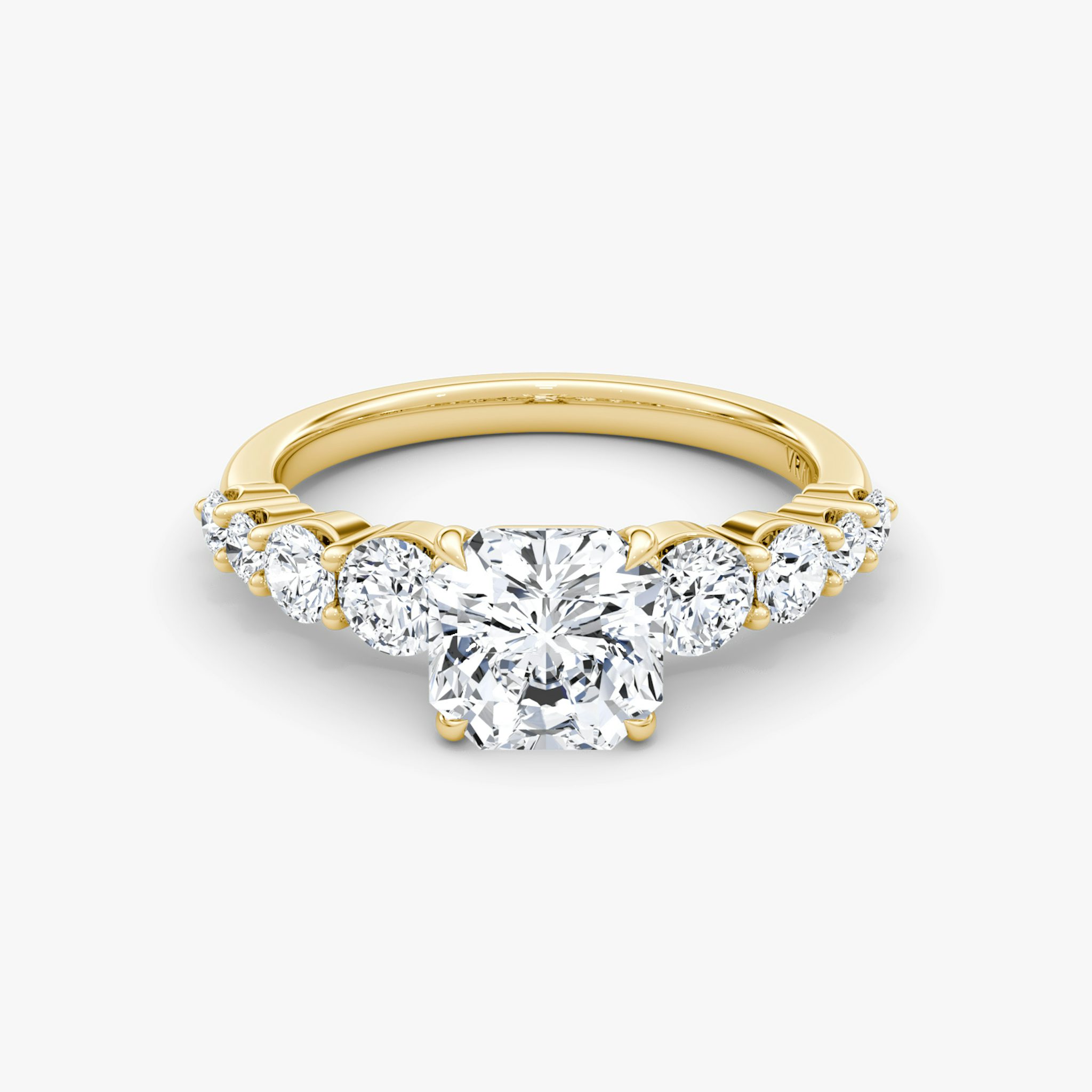 The Graduated Band | Asscher | 18k | Yellow Gold | bandAccent: Plain | diamondOrientation: vertical | caratWeight: other
