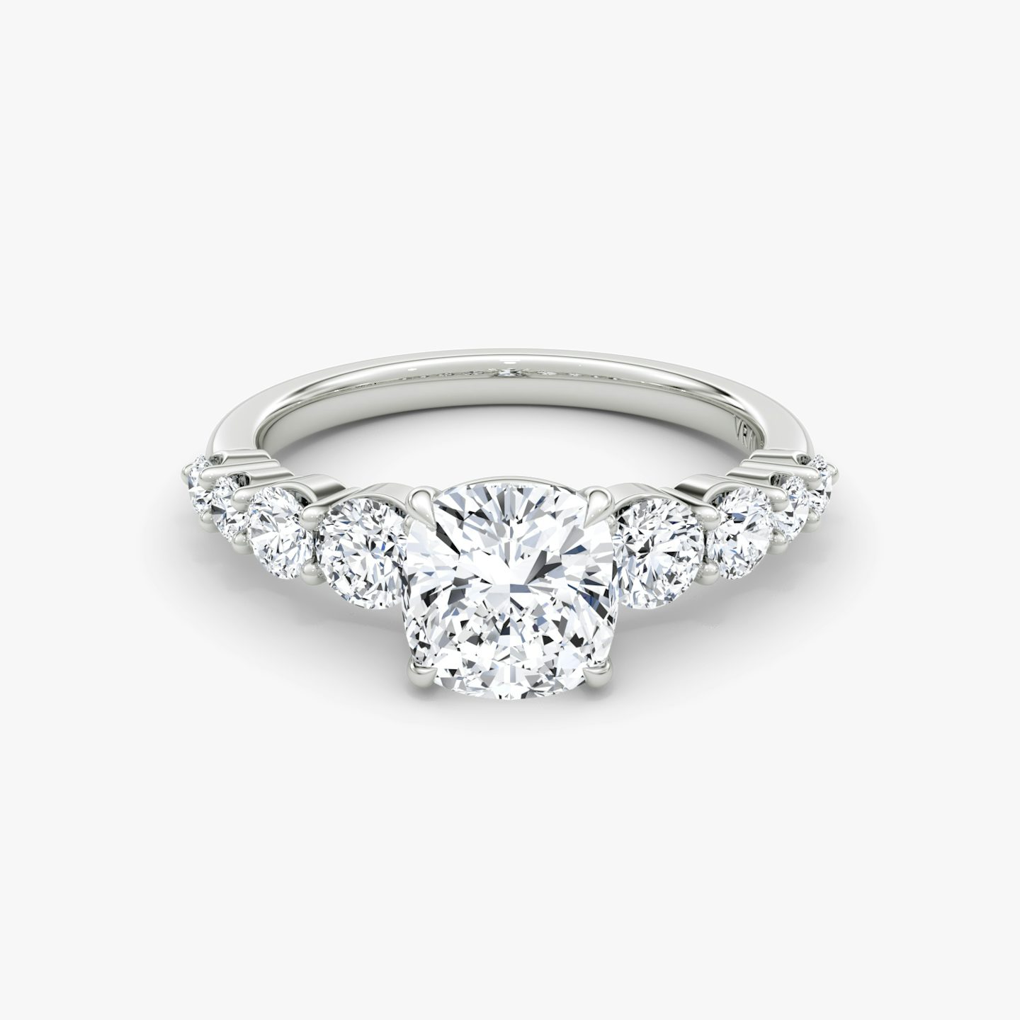 The Graduated Band | Cushion | Platinum | bandAccent: Plain | diamondOrientation: vertical | caratWeight: other