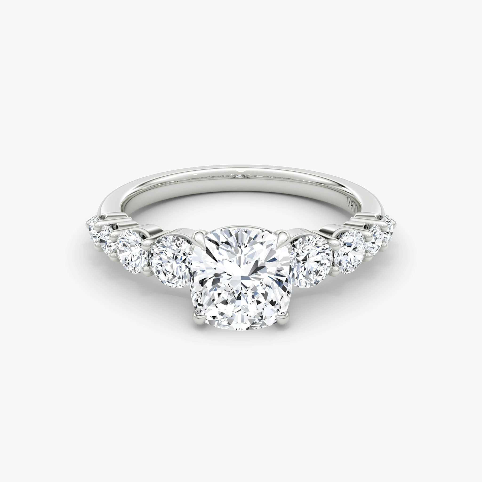 The Graduated Band | Cushion | 18k | White Gold | bandAccent: Plain | diamondOrientation: vertical | caratWeight: other