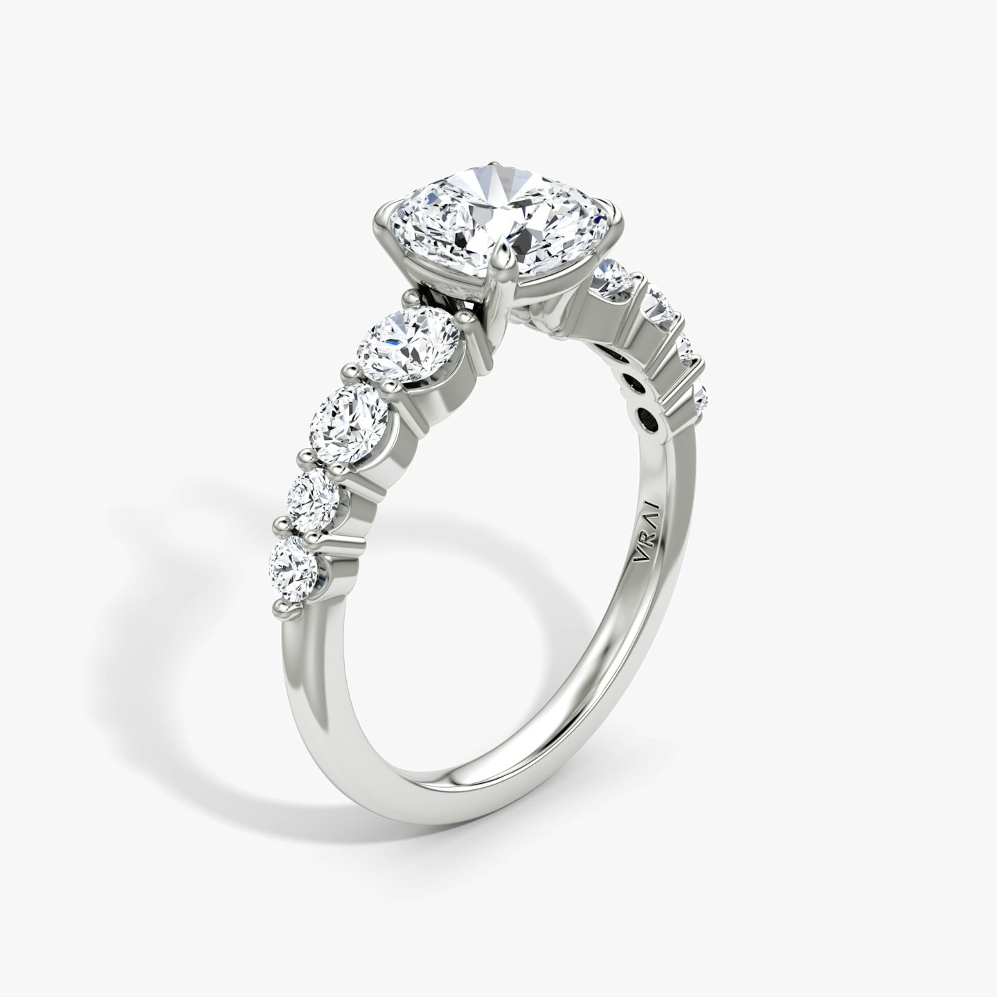 The Graduated Band | Cushion | Platinum | bandAccent: Plain | diamondOrientation: vertical | caratWeight: other