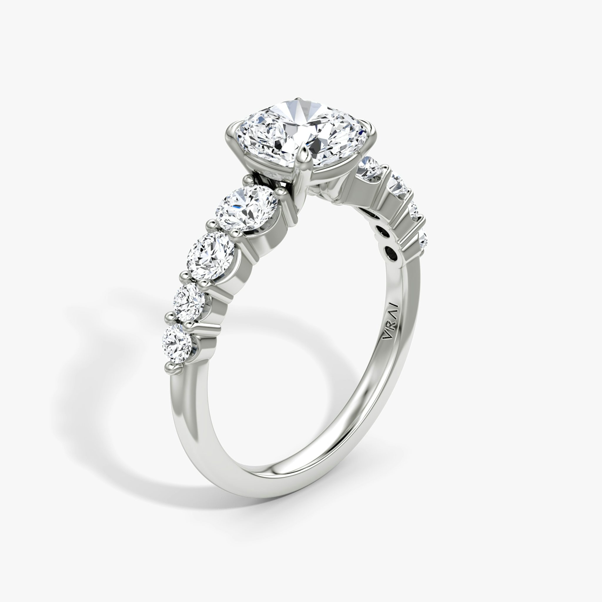 The Graduated Band | Cushion | 18k | White Gold | bandAccent: Plain | diamondOrientation: vertical | caratWeight: other