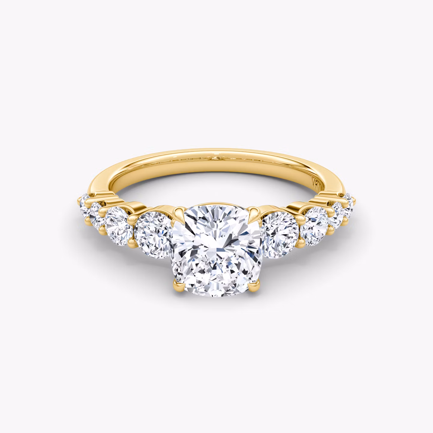 The Graduated Band Cushion | Yellow Gold