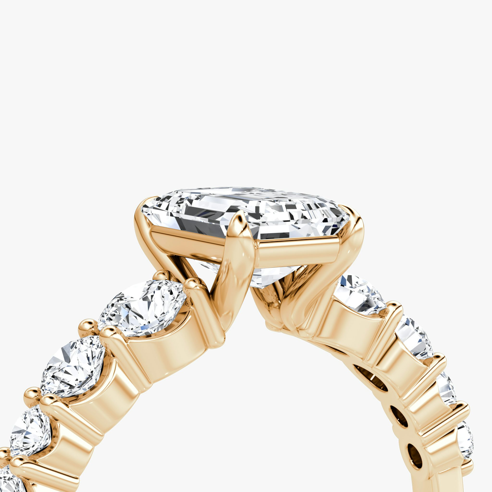 The Graduated Band | Emerald | 14k | Rose Gold | bandAccent: Plain | diamondOrientation: vertical | caratWeight: other