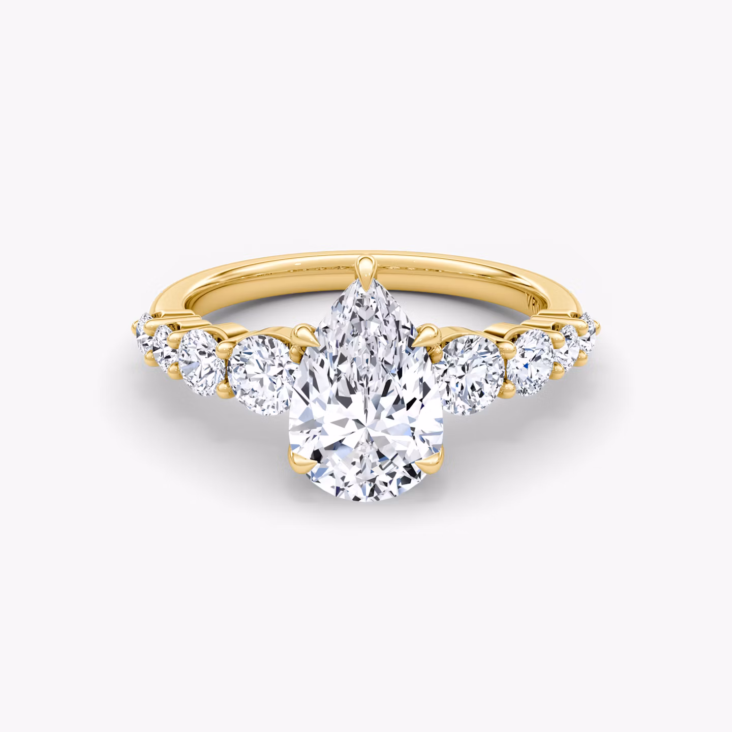 The Graduated Band Pear | Yellow Gold