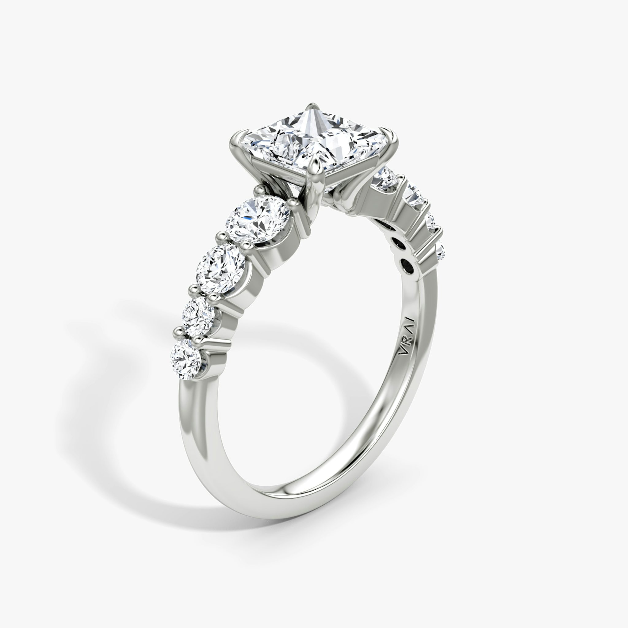 The Graduated Band | Princess | 18k | White Gold | bandAccent: Plain | diamondOrientation: vertical | caratWeight: other
