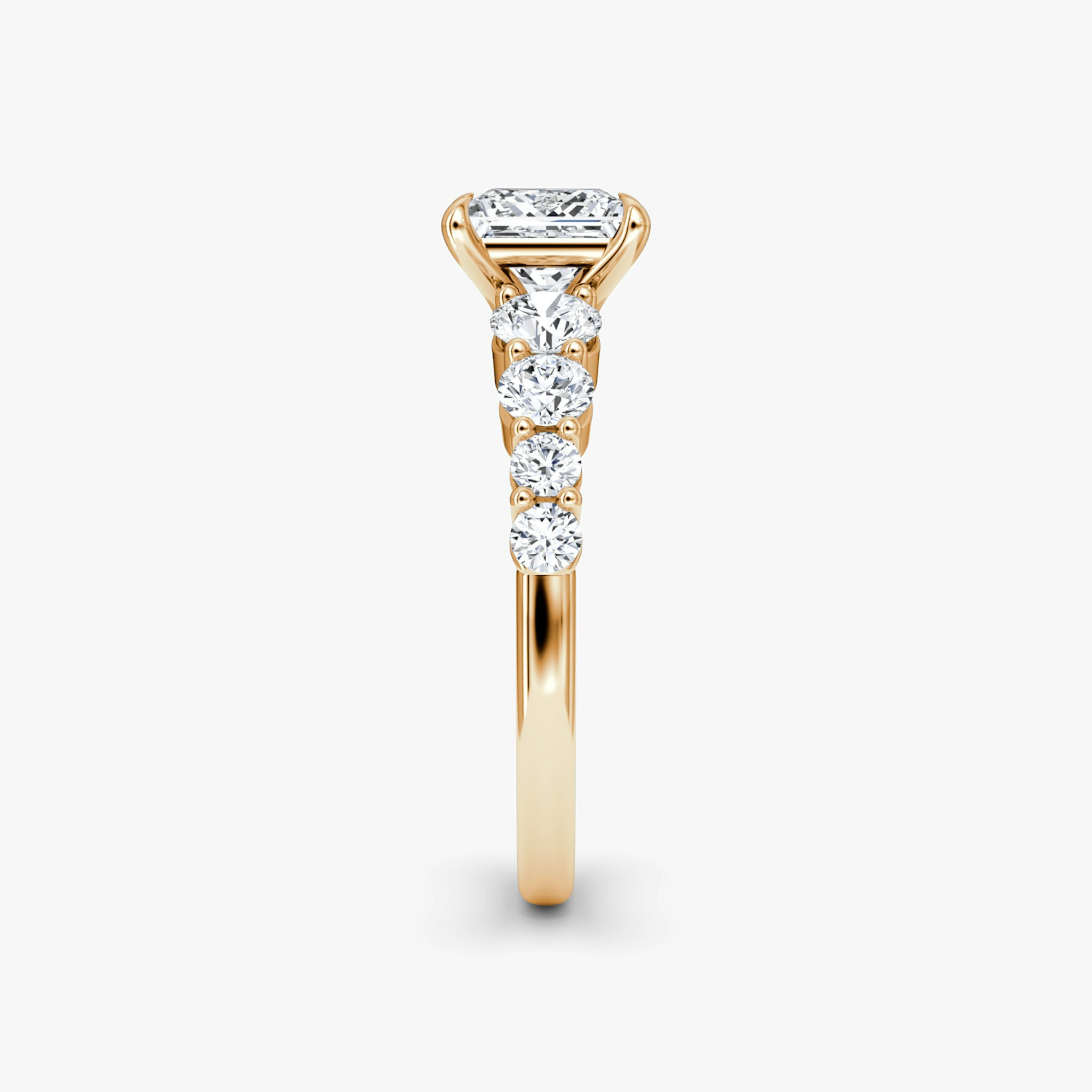 The Graduated Band | Princess | 14k | Rose Gold | bandAccent: Plain | diamondOrientation: vertical | caratWeight: other