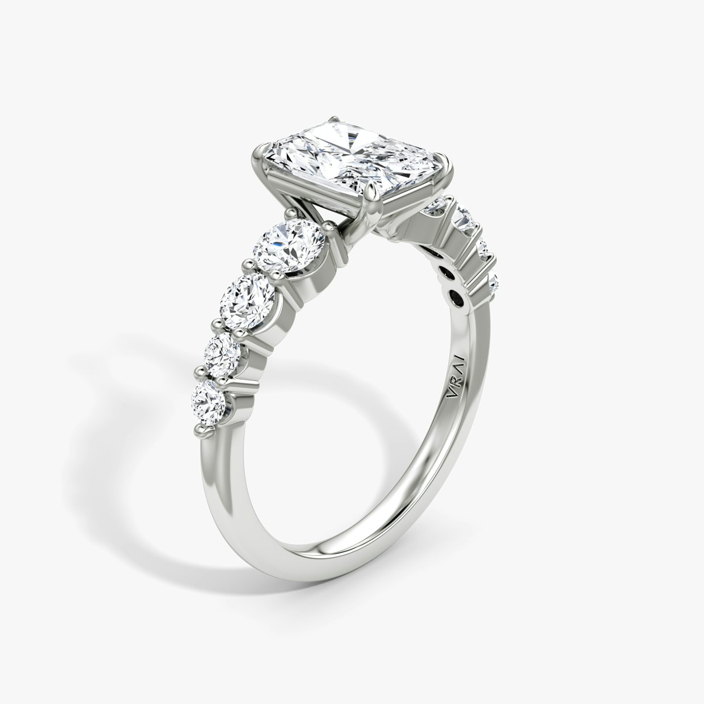 The Graduated Band | Radiant | 18k | White Gold | bandAccent: Plain | diamondOrientation: vertical | caratWeight: other
