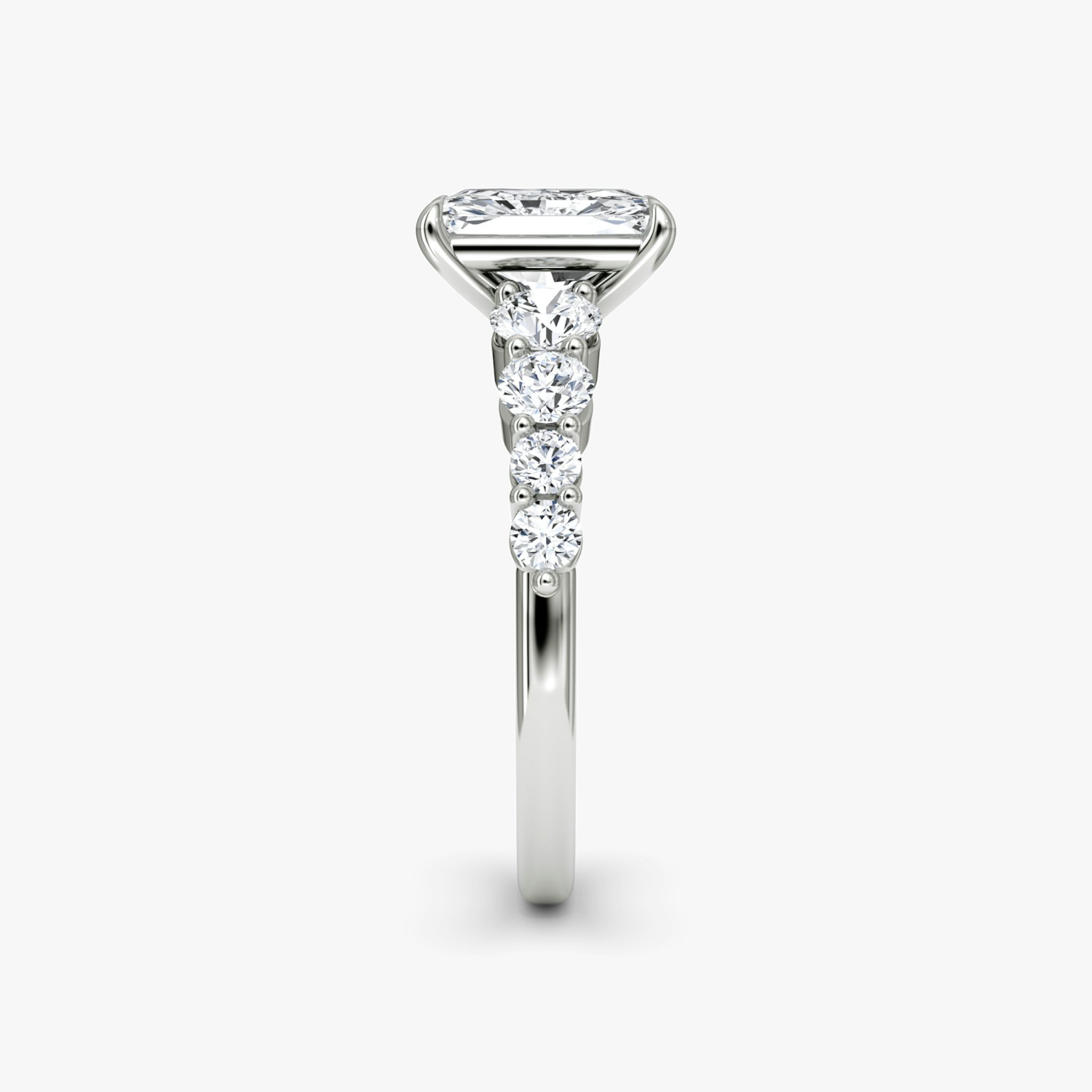 The Graduated Band | Radiant | Platinum | bandAccent: Plain | diamondOrientation: vertical | caratWeight: other