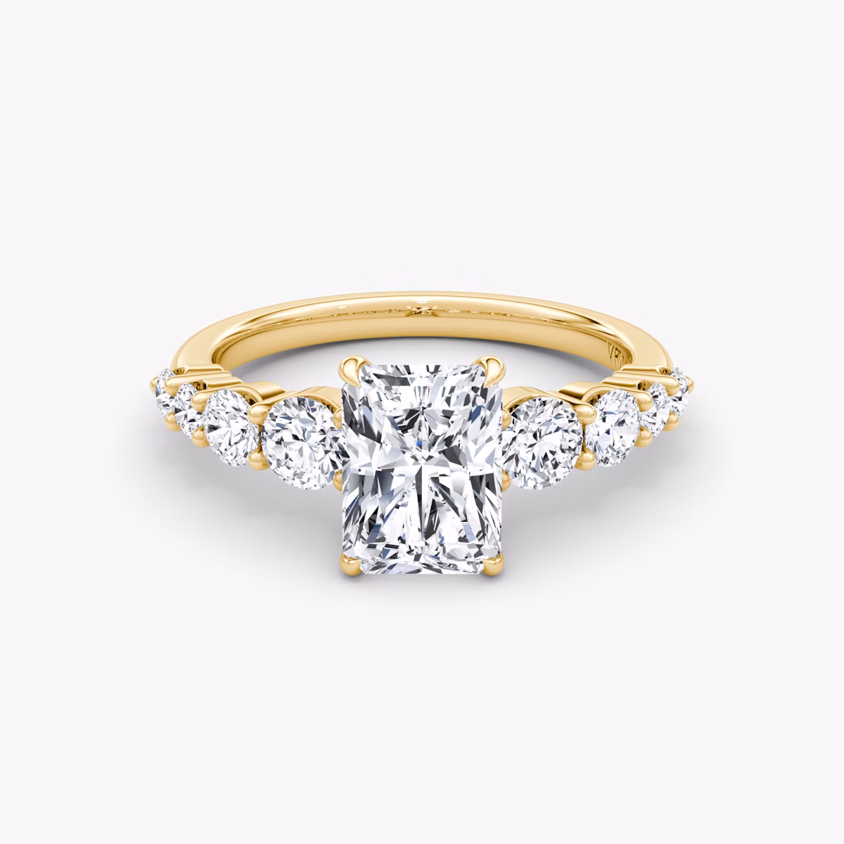 The Graduated Band | Radiant | 18k | Yellow Gold | bandAccent: Plain | diamondOrientation: vertical | caratWeight: other