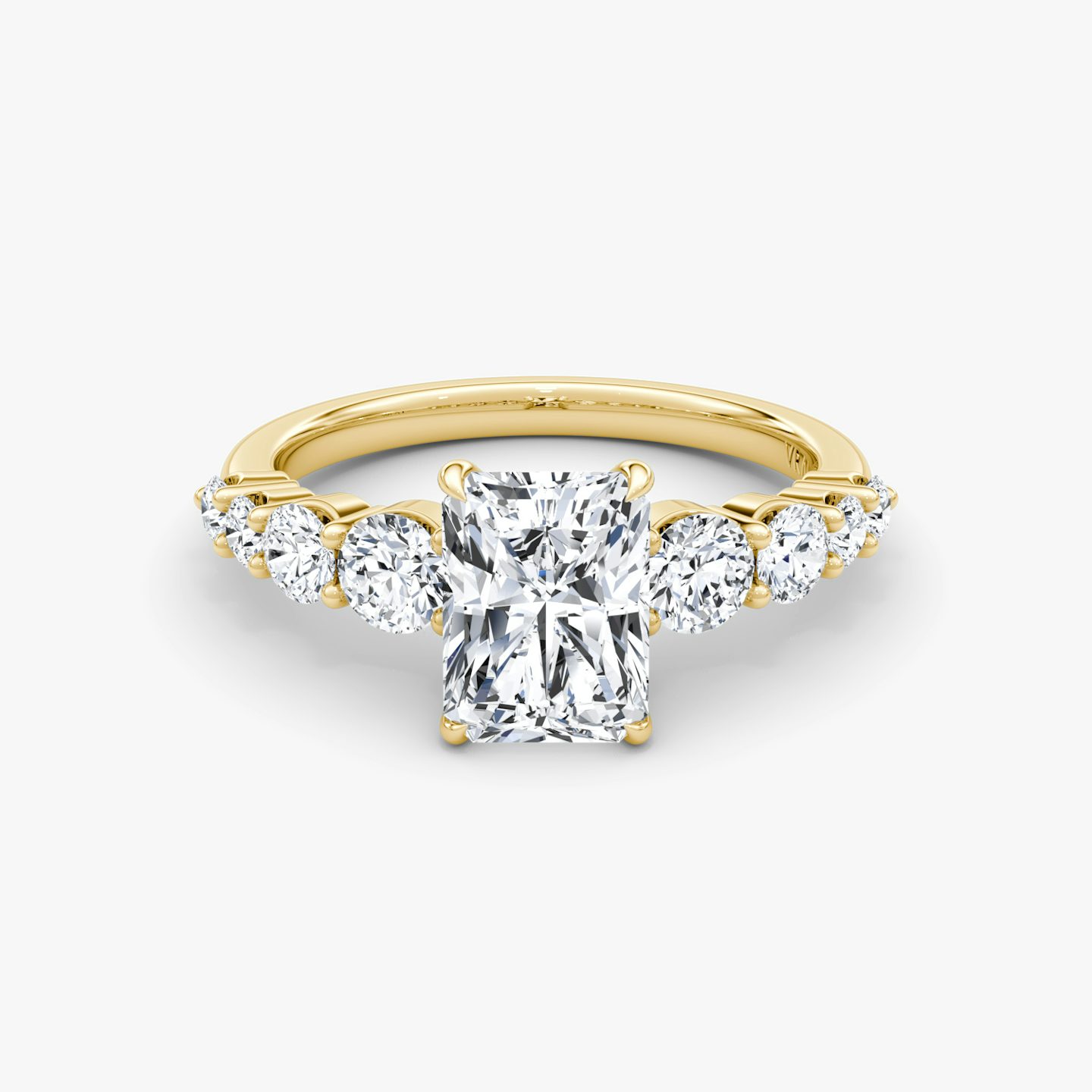 The Graduated Band | Radiant | 18k | Yellow Gold | bandAccent: Plain | diamondOrientation: vertical | caratWeight: other