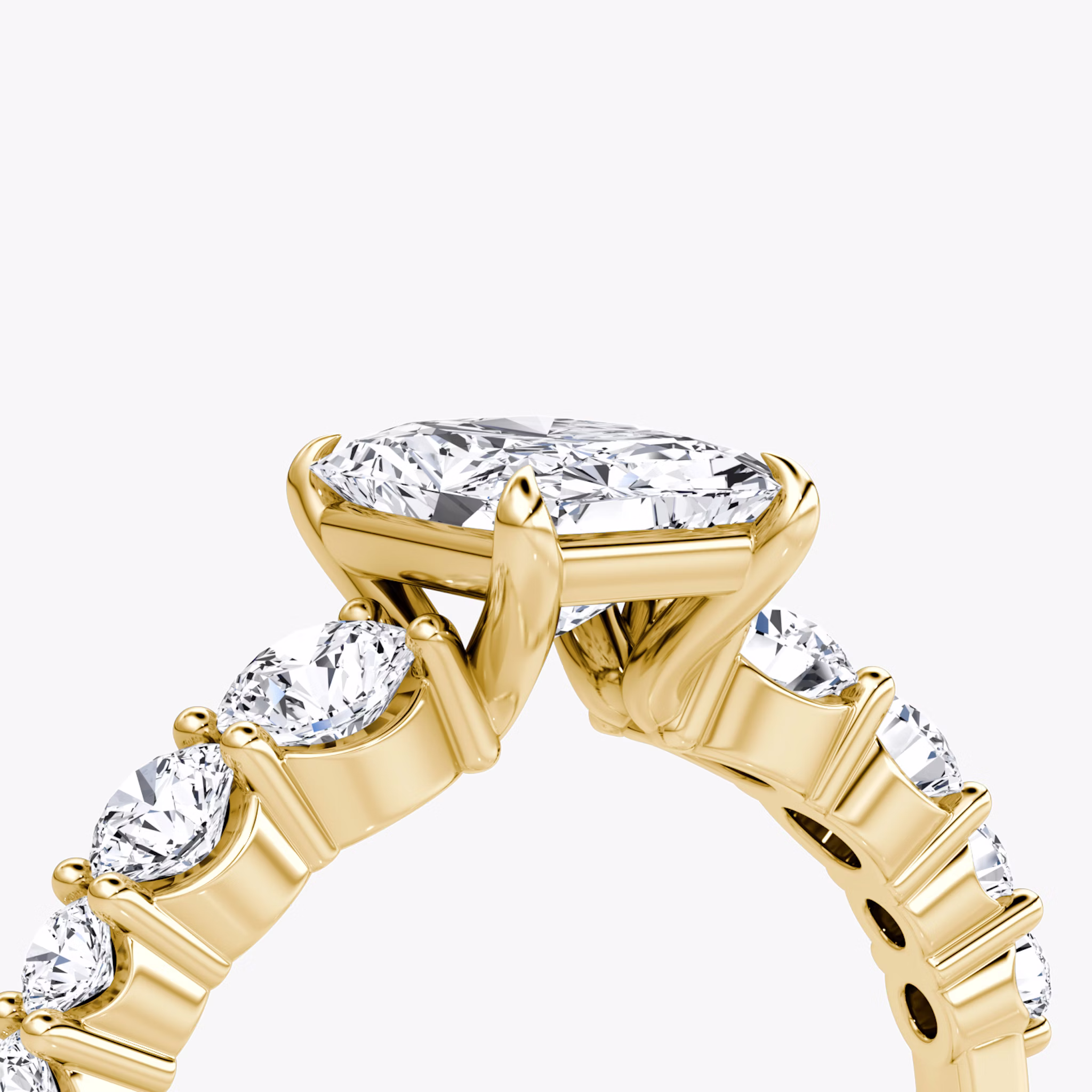 The Graduated Band | Radiant | 18k | Yellow Gold | bandAccent: Plain | diamondOrientation: vertical | caratWeight: other