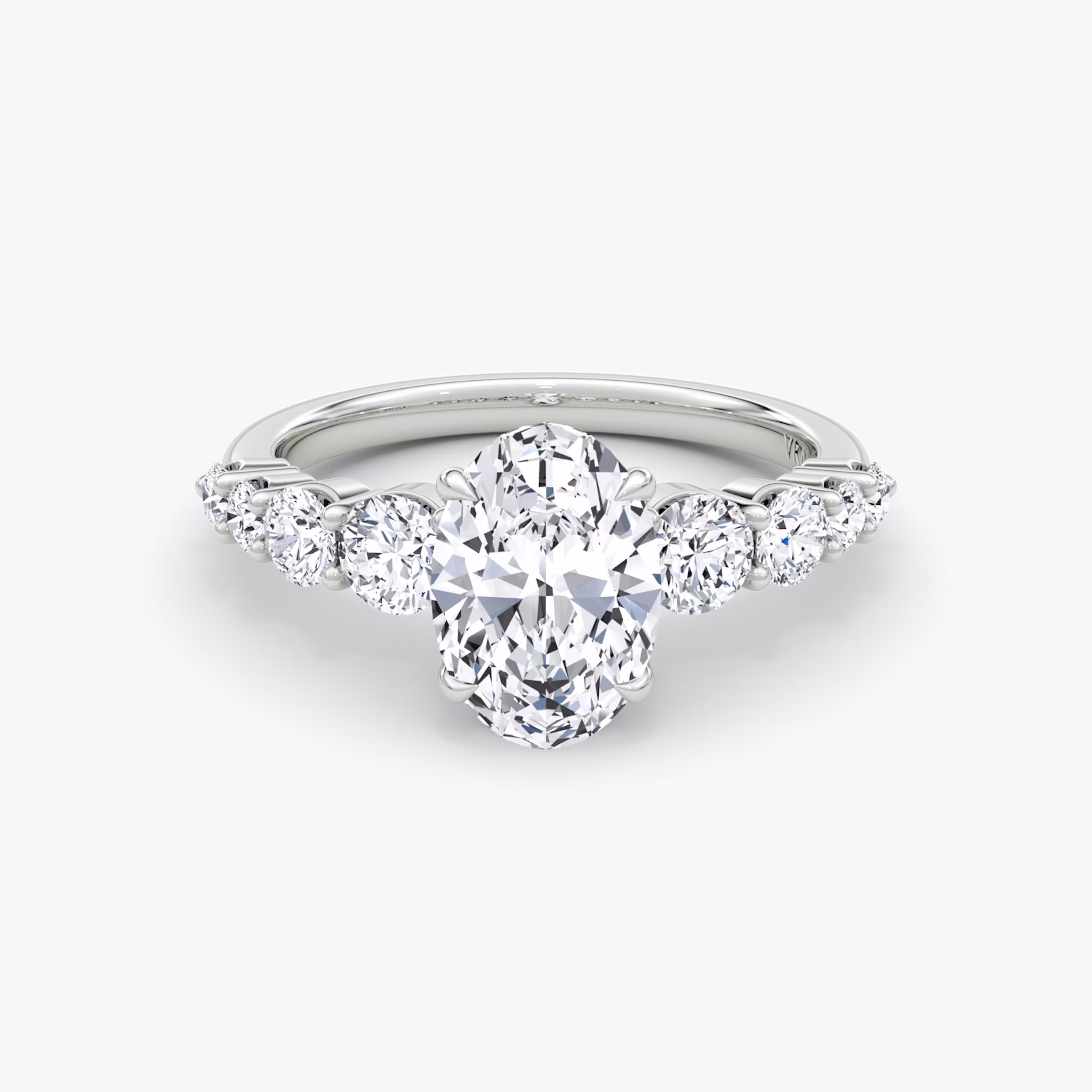 The Graduated Band | Oval | Platinum | bandAccent: Plain | diamondOrientation: vertical | caratWeight: other