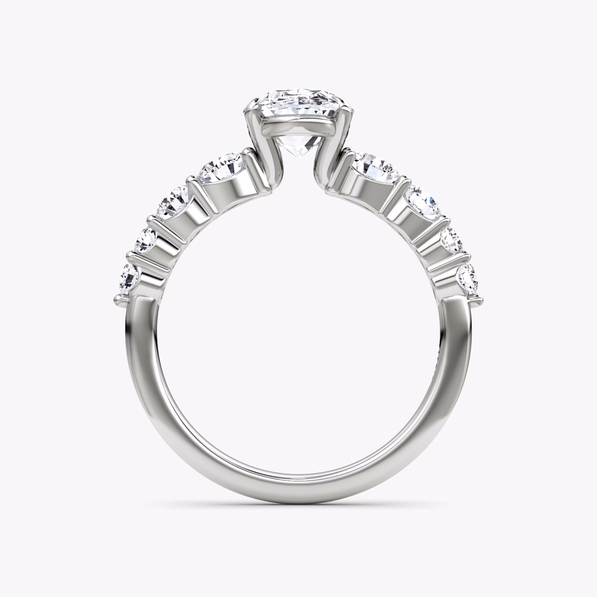 The Graduated Band | Oval | Platinum | bandAccent: Plain | diamondOrientation: vertical | caratWeight: other