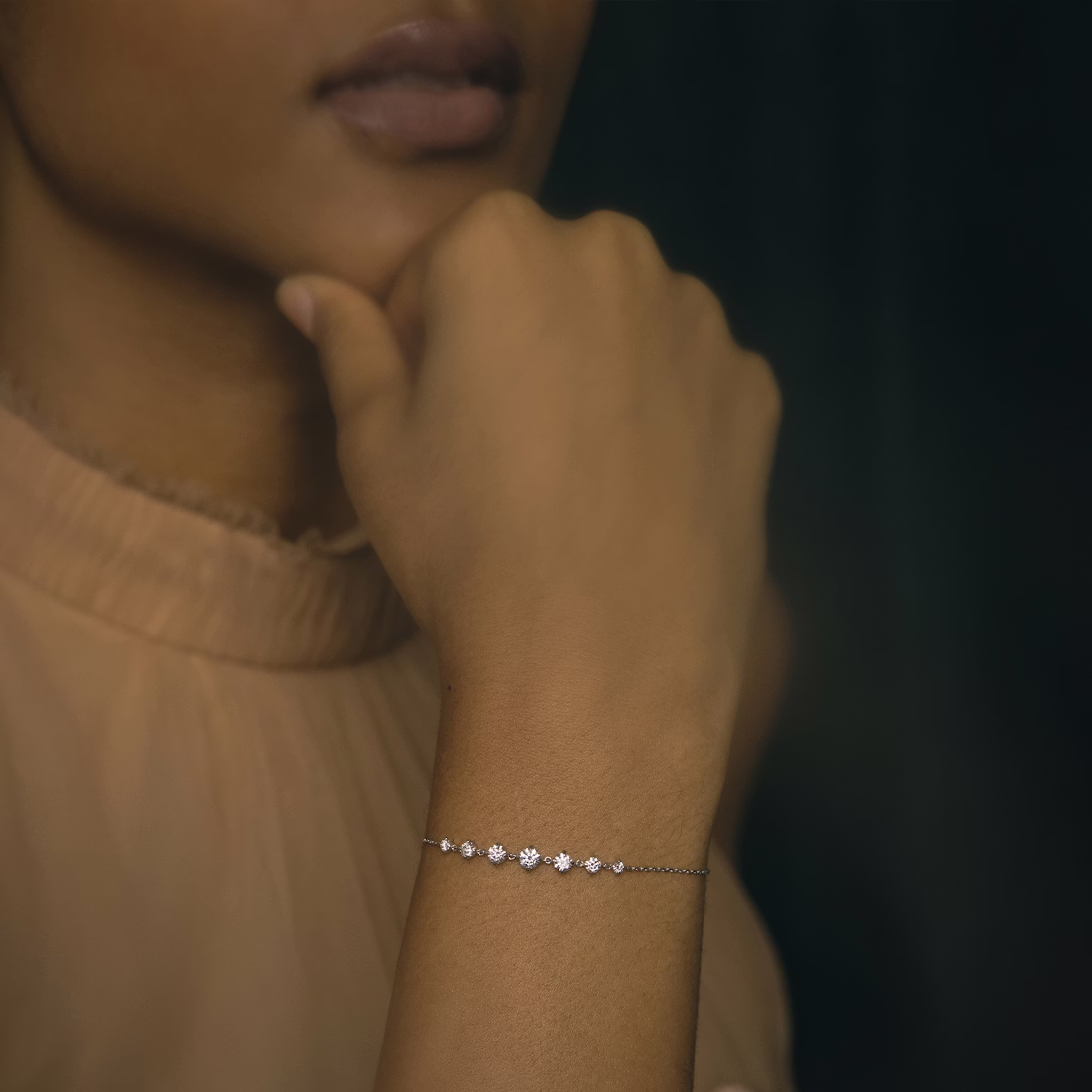 Linked Tennis Bracelet | Round Brilliant | 14k | Yellow Gold | diamondSize: original | chainLength: 6.5-7