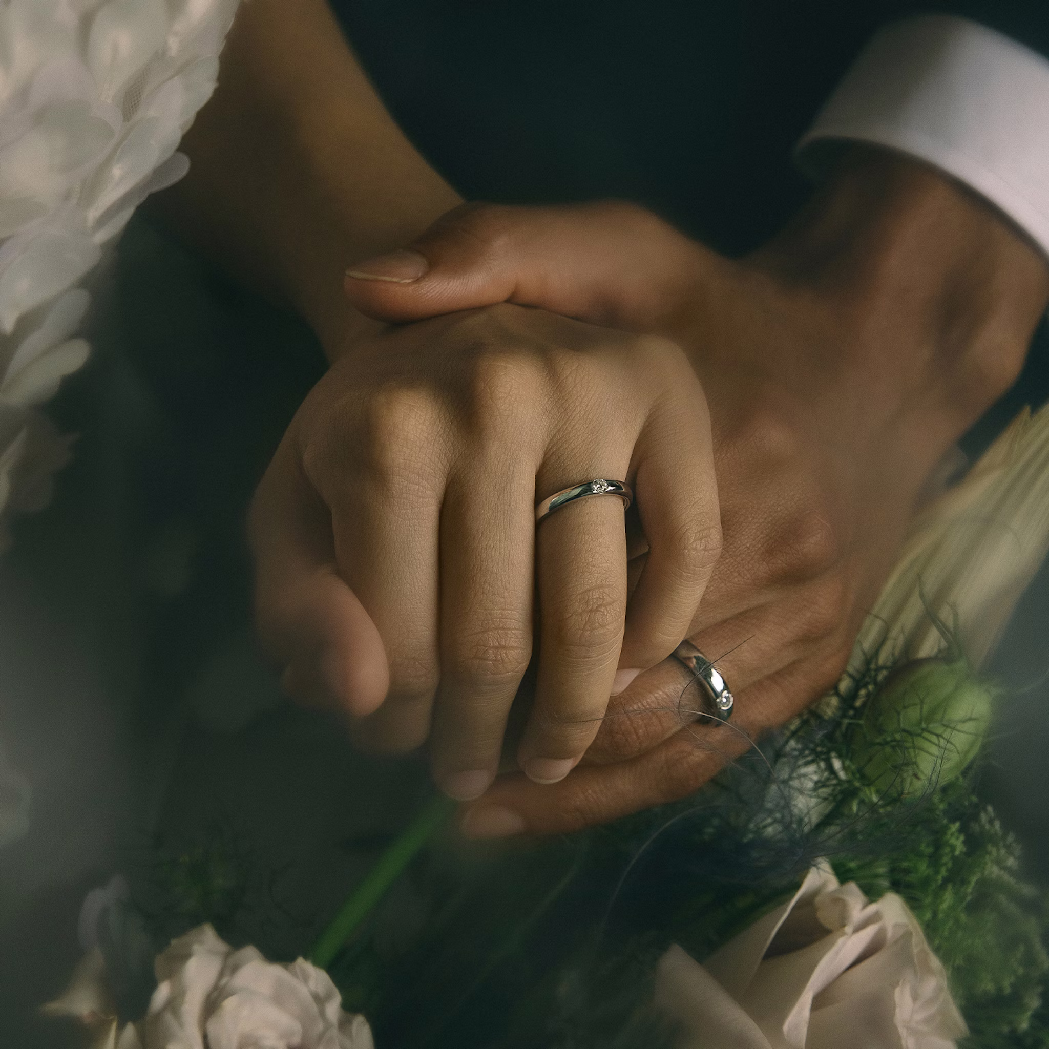 The Round Inlay Band | Round Brilliant | 18k | Yellow Gold | bandVersion: original