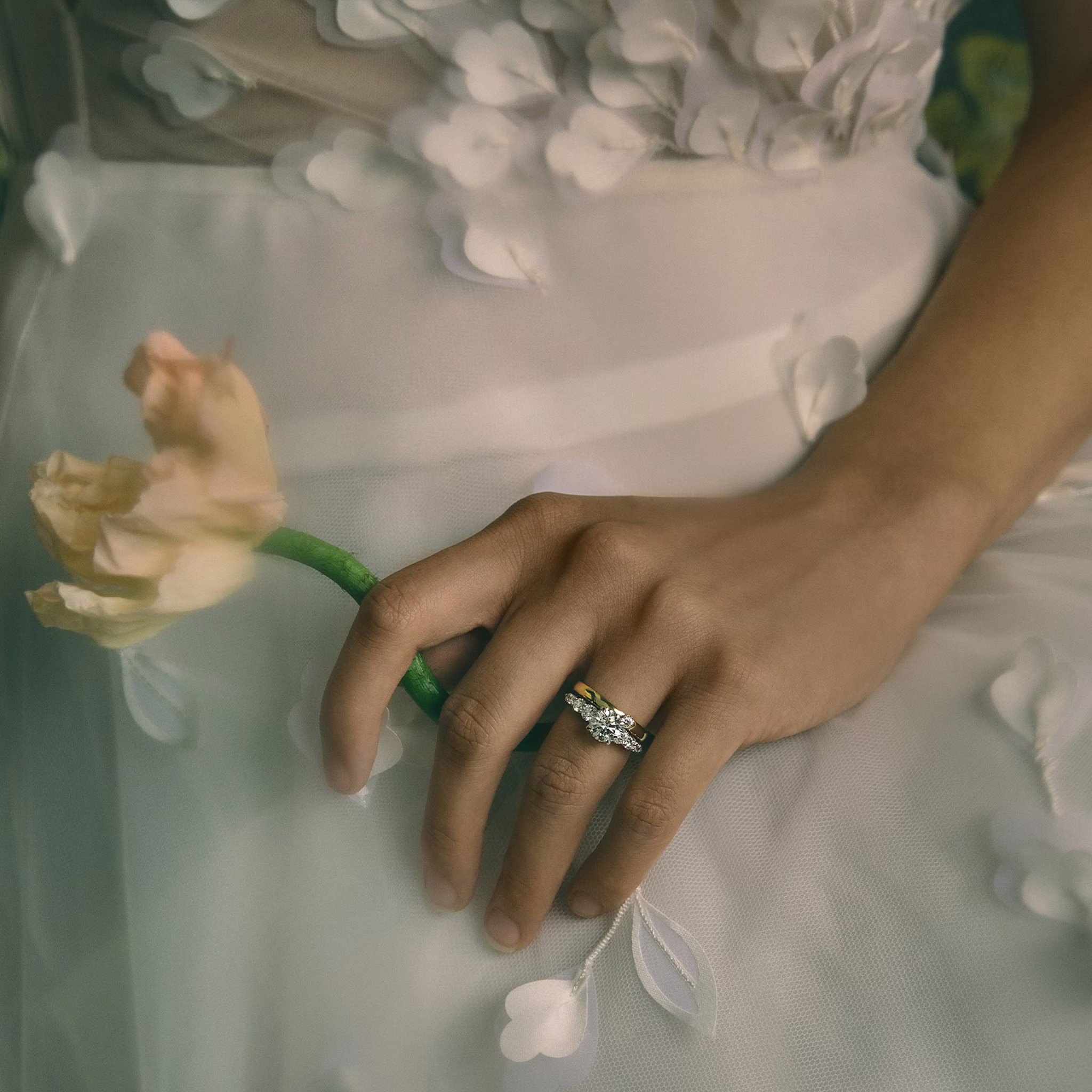 The Graduated Band | Marquise | Platinum | bandAccent: Plain | diamondOrientation: vertical | caratWeight: other