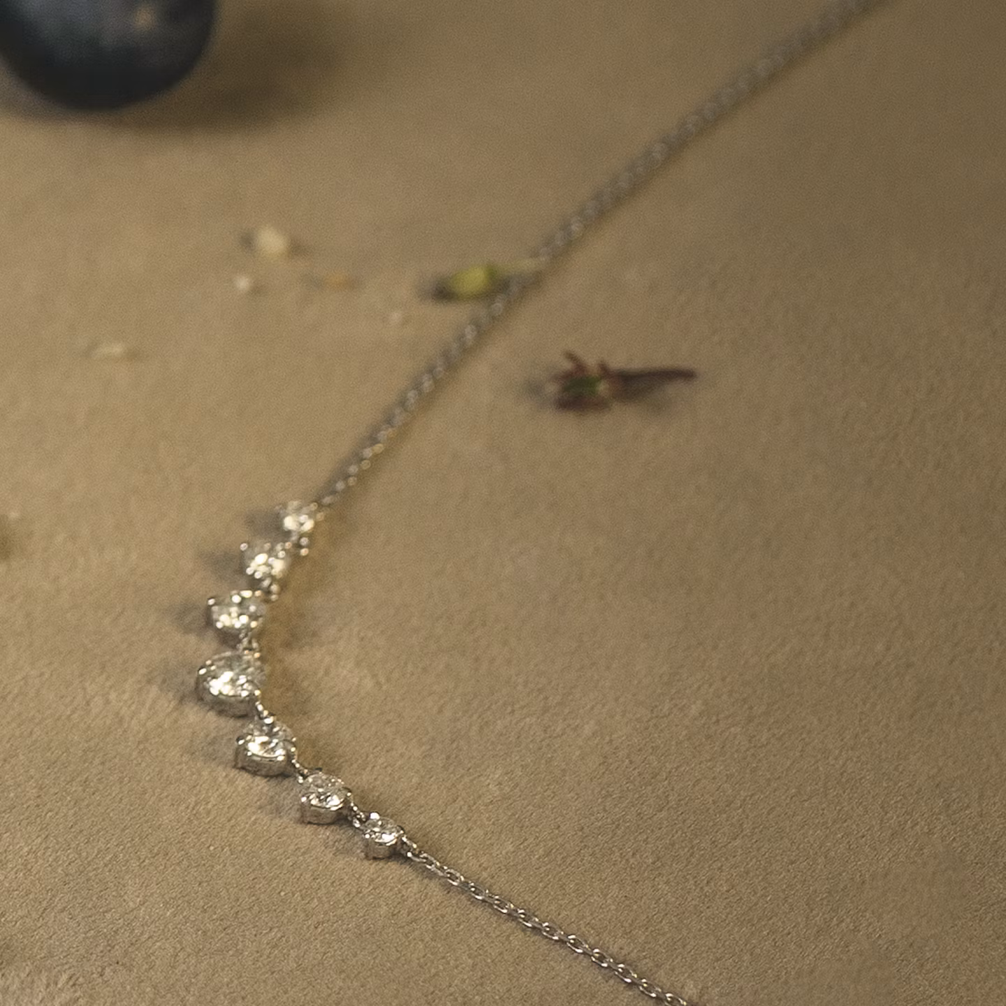 Linked Tennis Necklace | Round Brilliant | 14k | White Gold | diamondSize: original | chainLength: 16-18