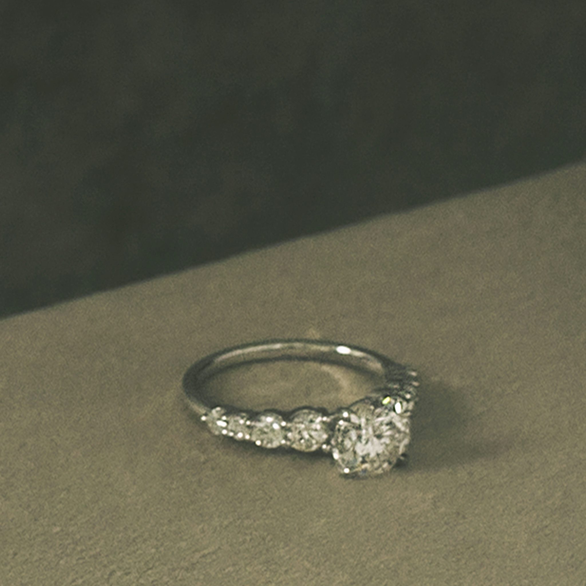 The Graduated Band | Marquise | Platinum | bandAccent: Plain | diamondOrientation: vertical | caratWeight: other
