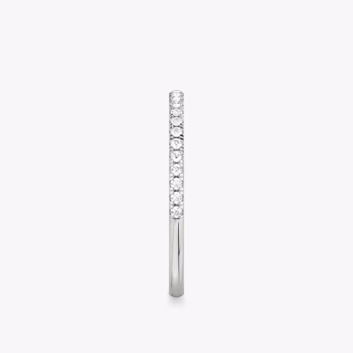 The Half Pavé Band | Round Brilliant | Platinum | bandVersion: original