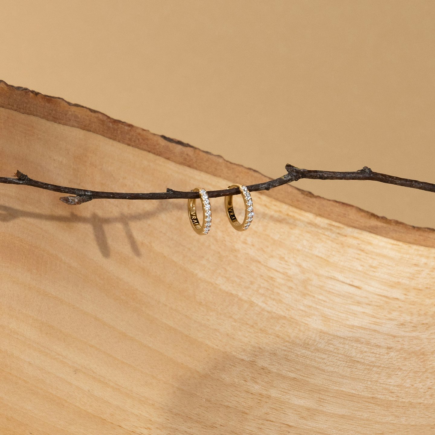 undefined | Round Brilliant | 14k | Yellow Gold | earringSize: 12mm