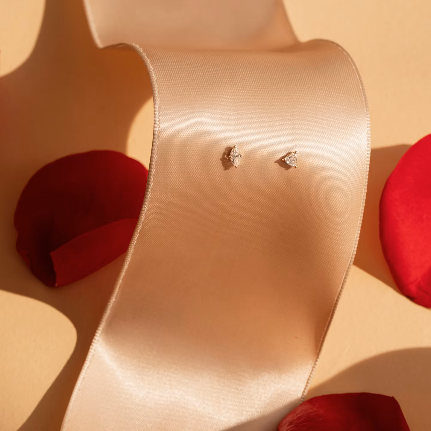 Petite Solitaire Stud | Marquise | 14k | Yellow Gold