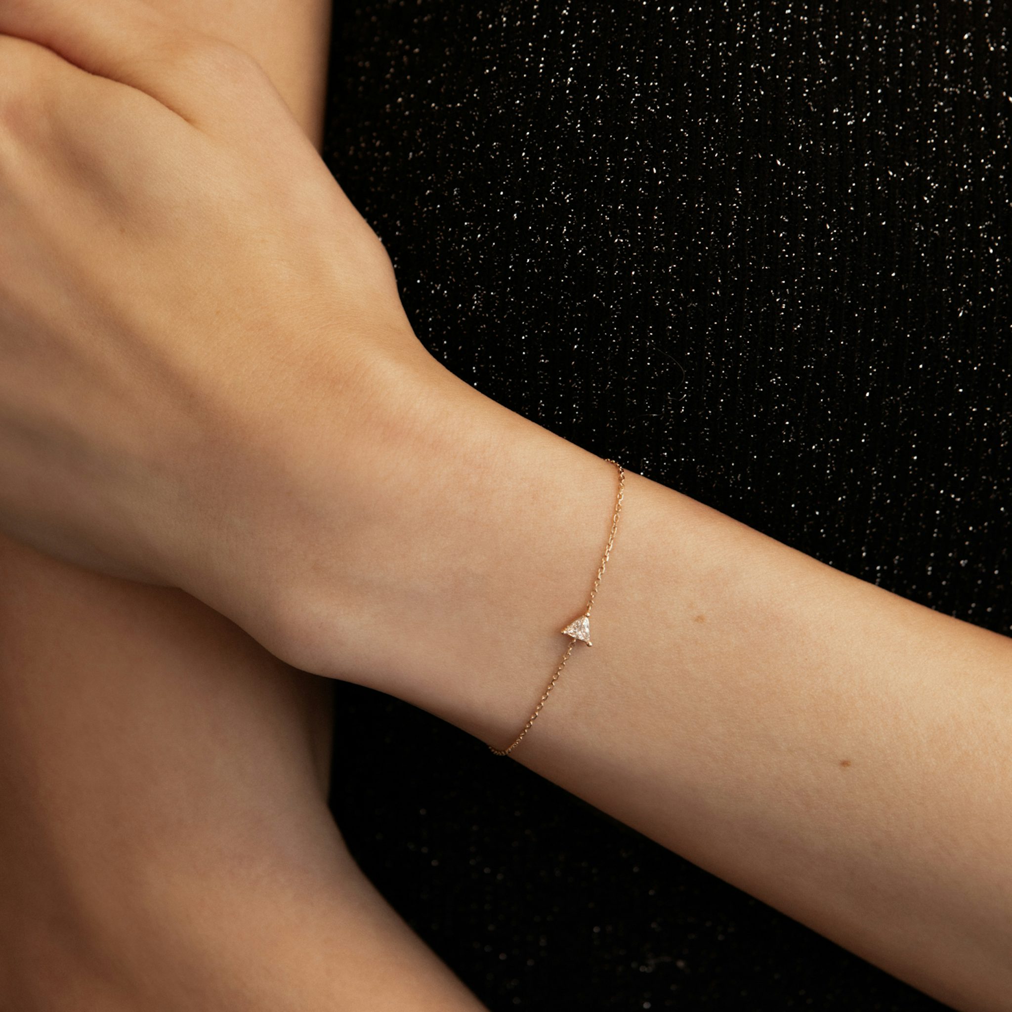 Pulsera Petite Solitaire | Trillón | 14k | Oro amarillo | chainLength: 6.5-7