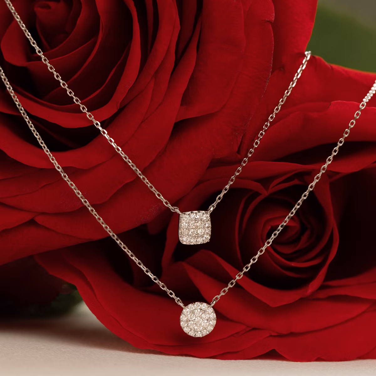 Pavé Necklace | 14k | Yellow Gold | paveCluster: pave-round | chainLength: 16-18