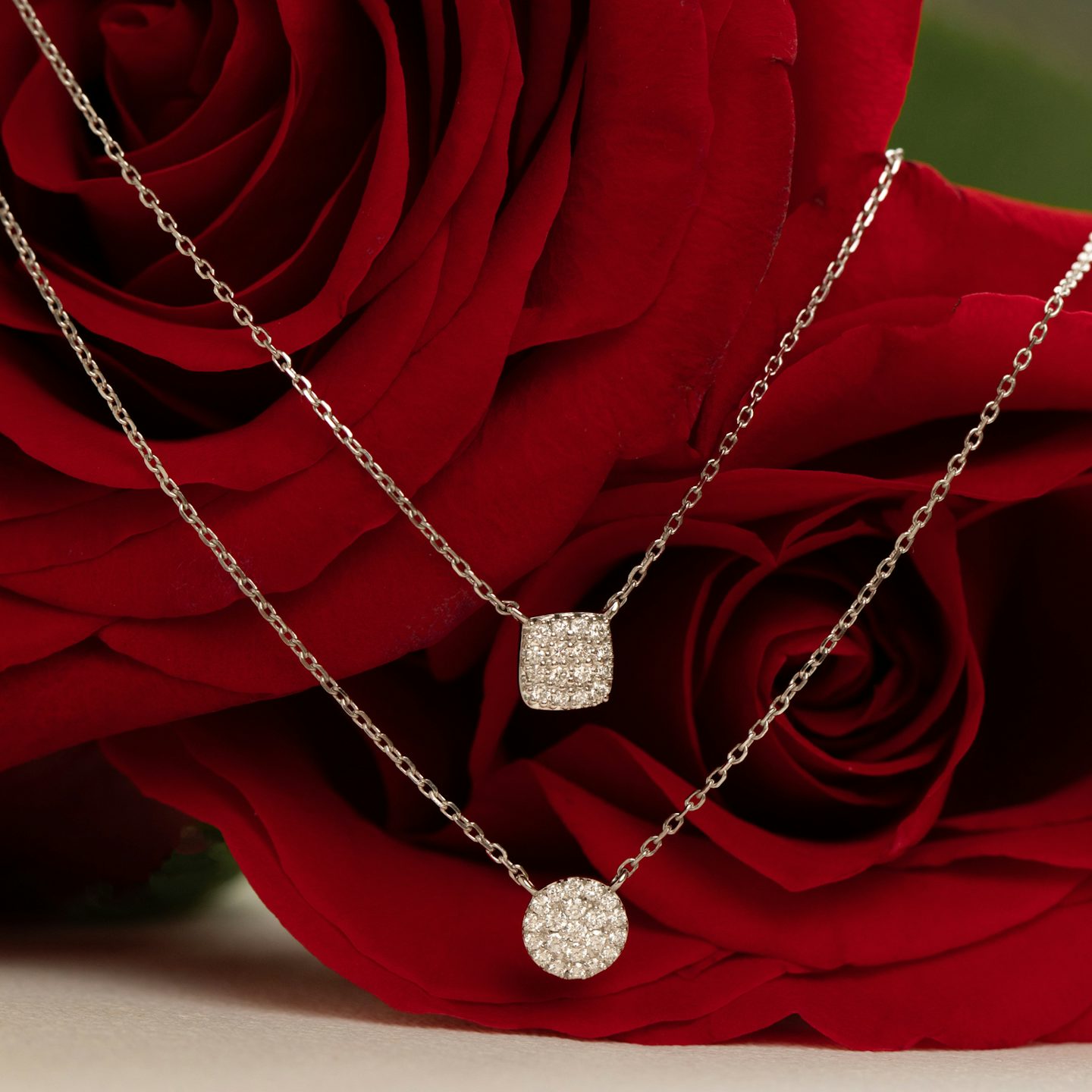 Pavé Necklace | 14k | Yellow Gold | paveCluster: pave-round | chainLength: 16-18