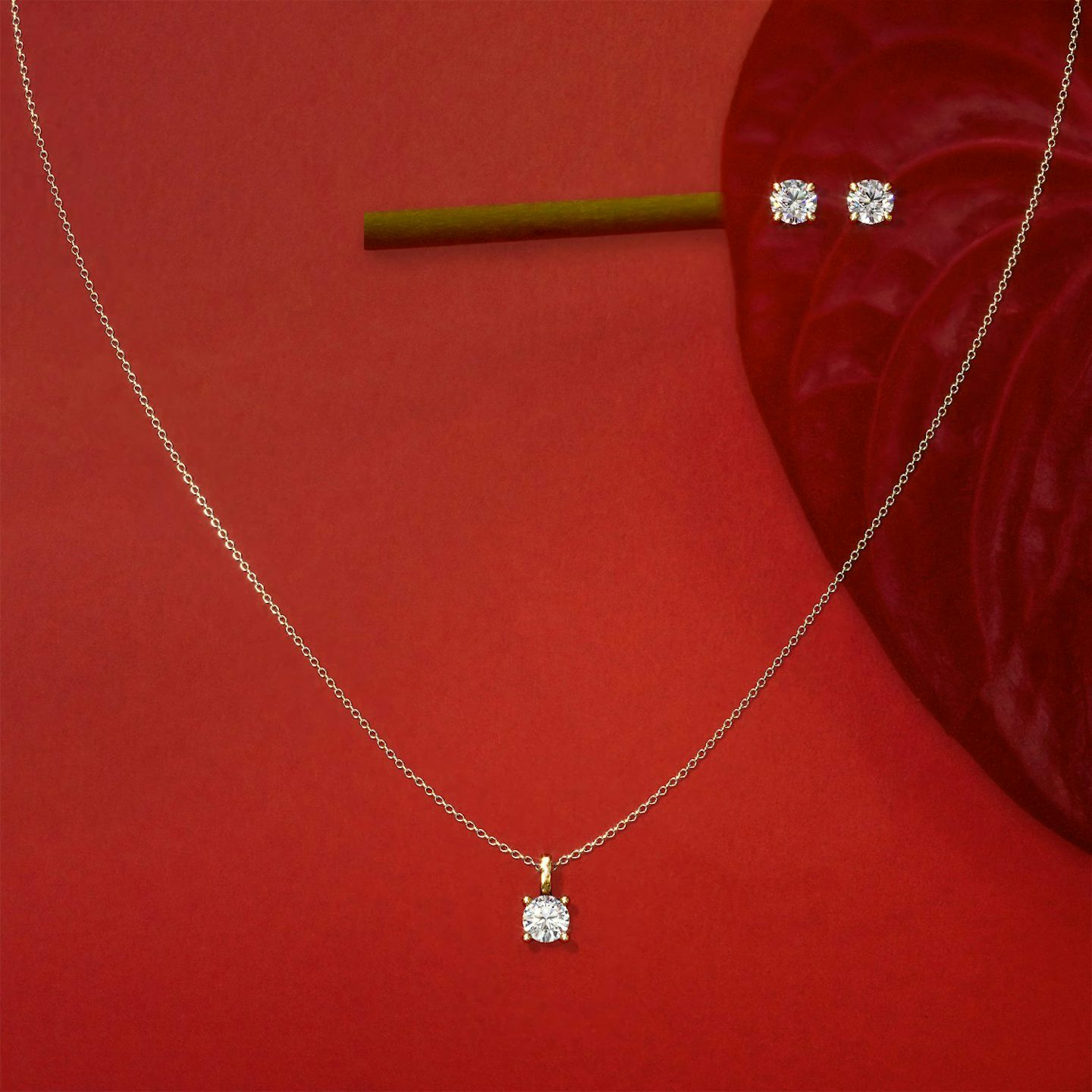Petite Solitaire Pendant | Round Brilliant | 14k | Yellow Gold | chainLength: 16-18