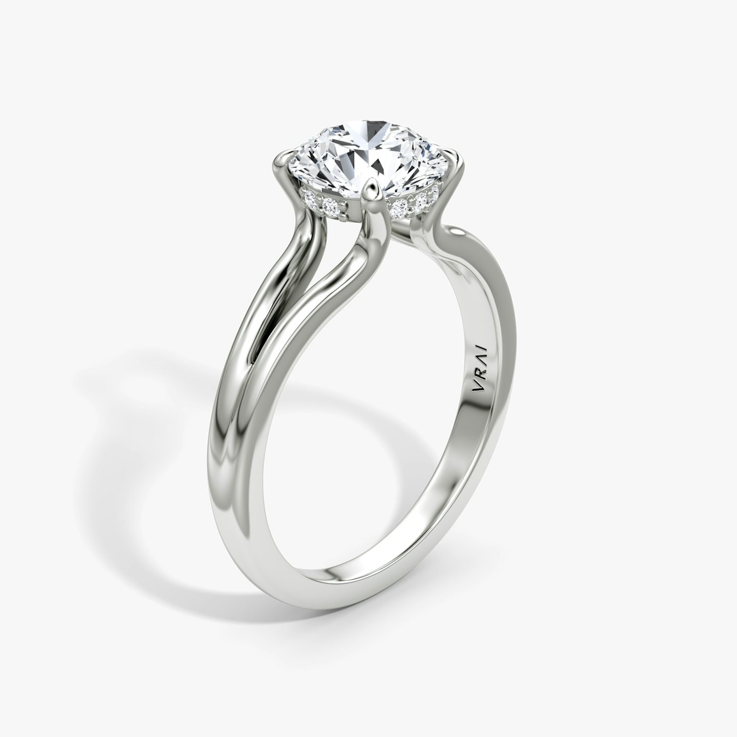 The Floating Split Band | Round Brilliant | 18k | White Gold | bandAccent: Plain | caratWeight: 1.5ct | diamondOrientation: vertical