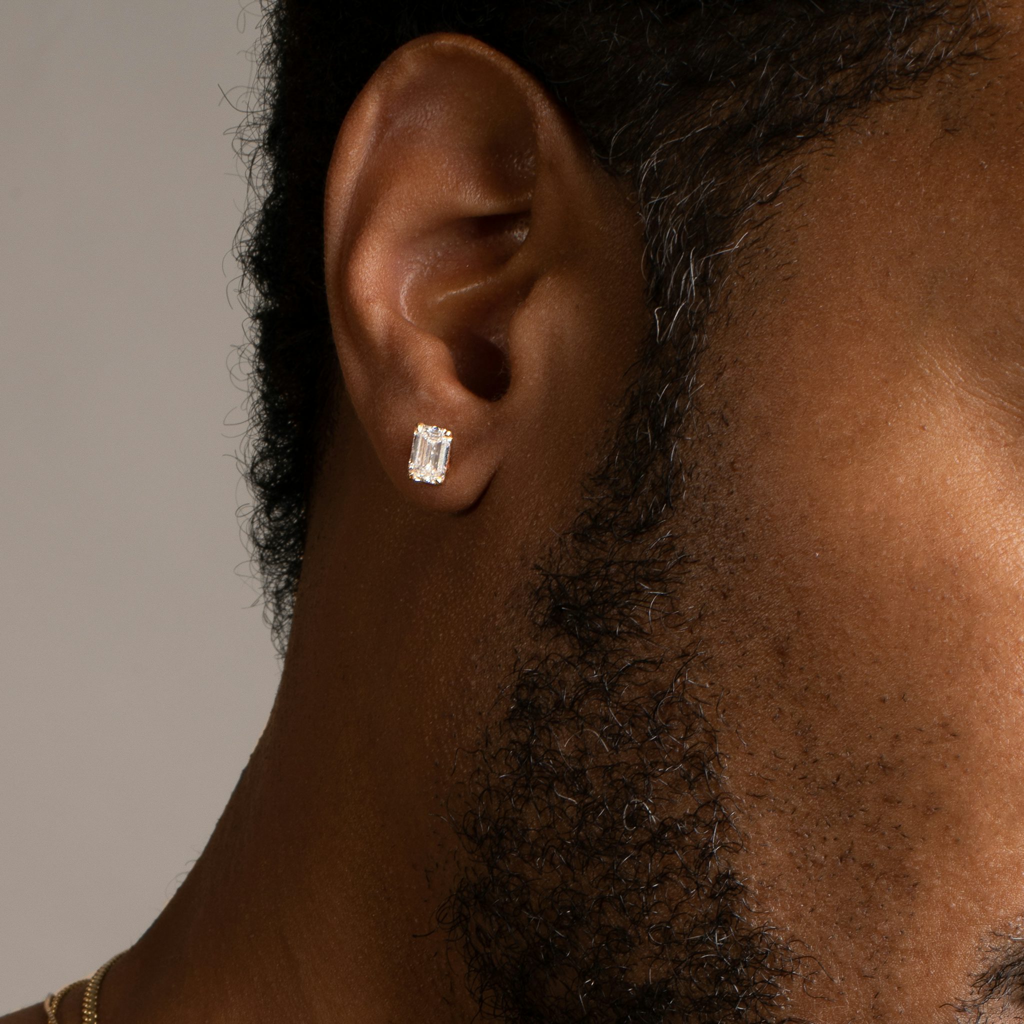 Pendiente Solitario VRAI | Esmeralda | 14k | Oro rosa | diamondColor: near-colorless | caratWeight: 0.50ct