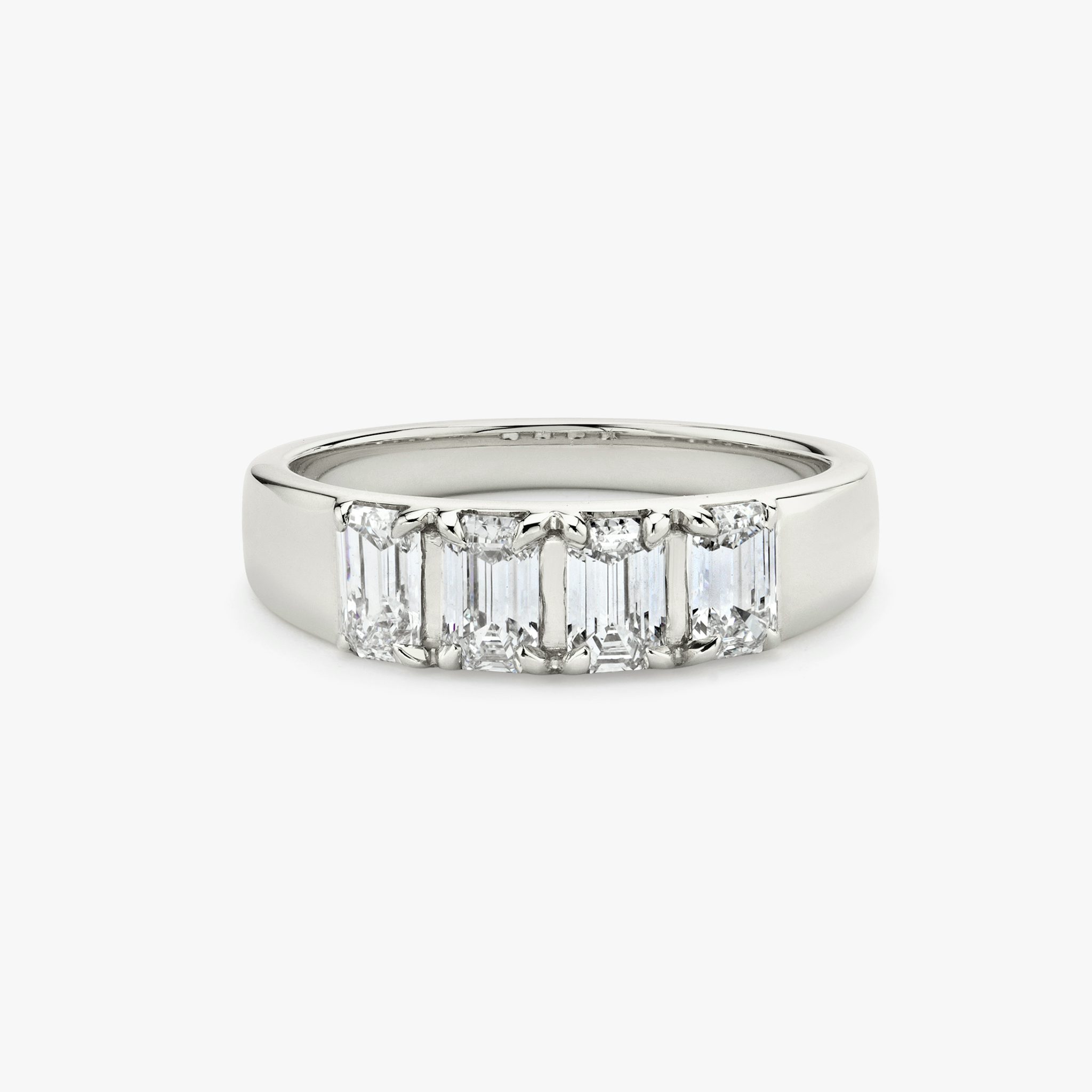 VRAI Tetrad Ring | Emerald | 14k | White Gold