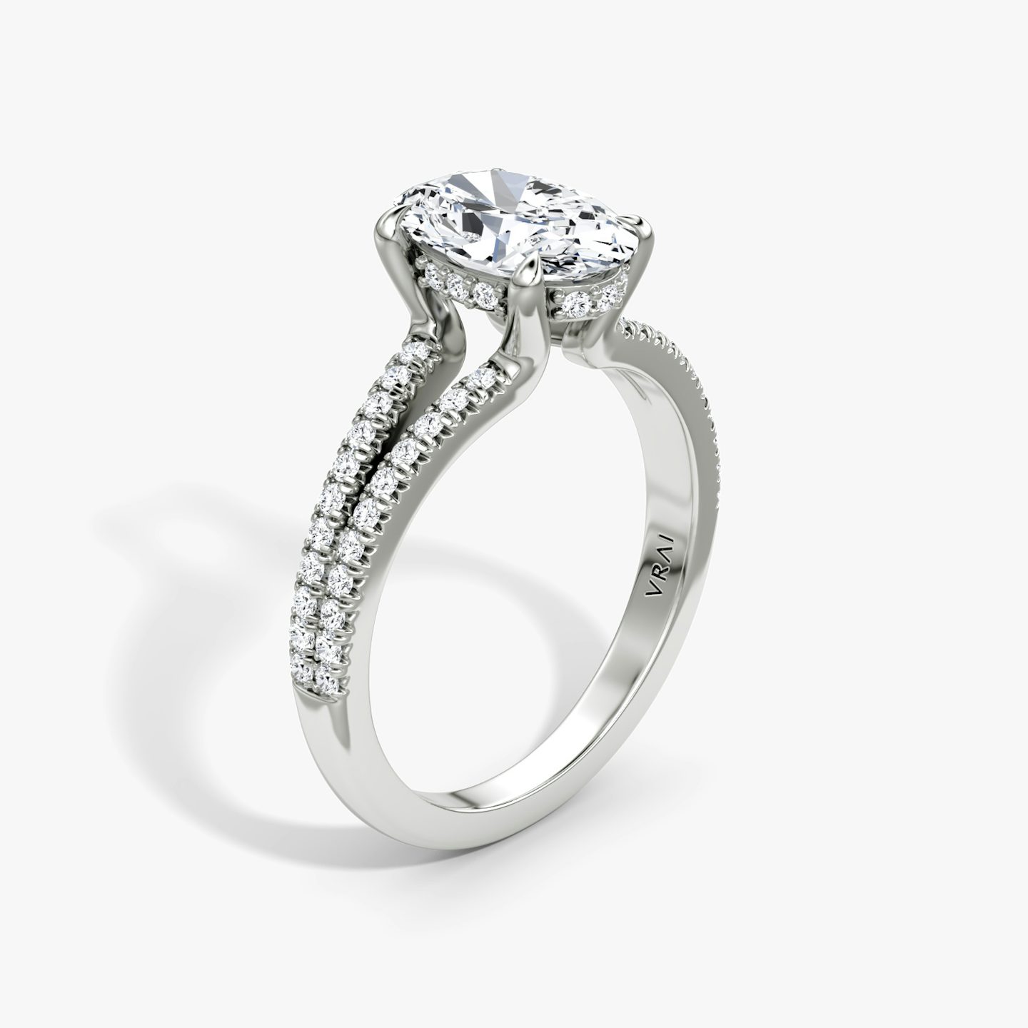 The Floating Split Band | Oval | Platinum | bandAccent: Pavé | diamondOrientation: vertical | caratWeight: other