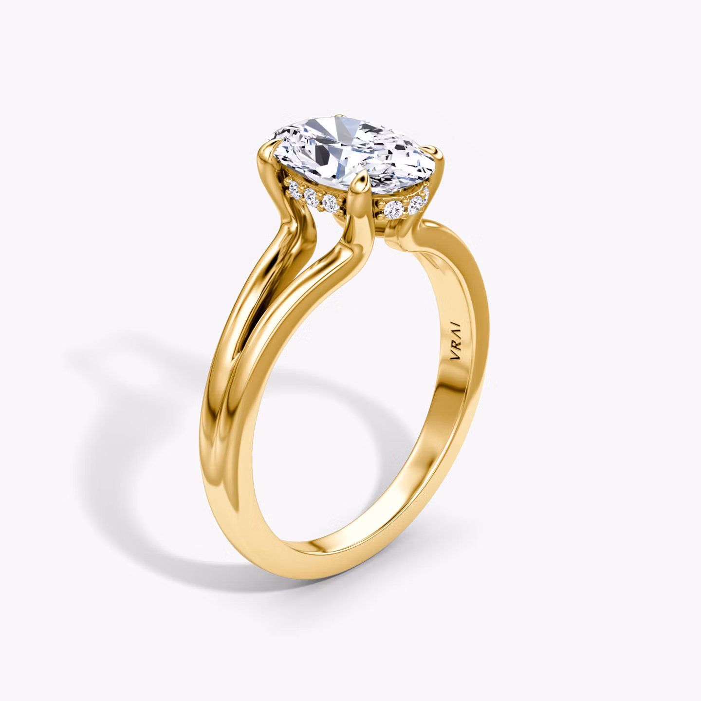 The Floating Split Band Oval | Yellow Gold