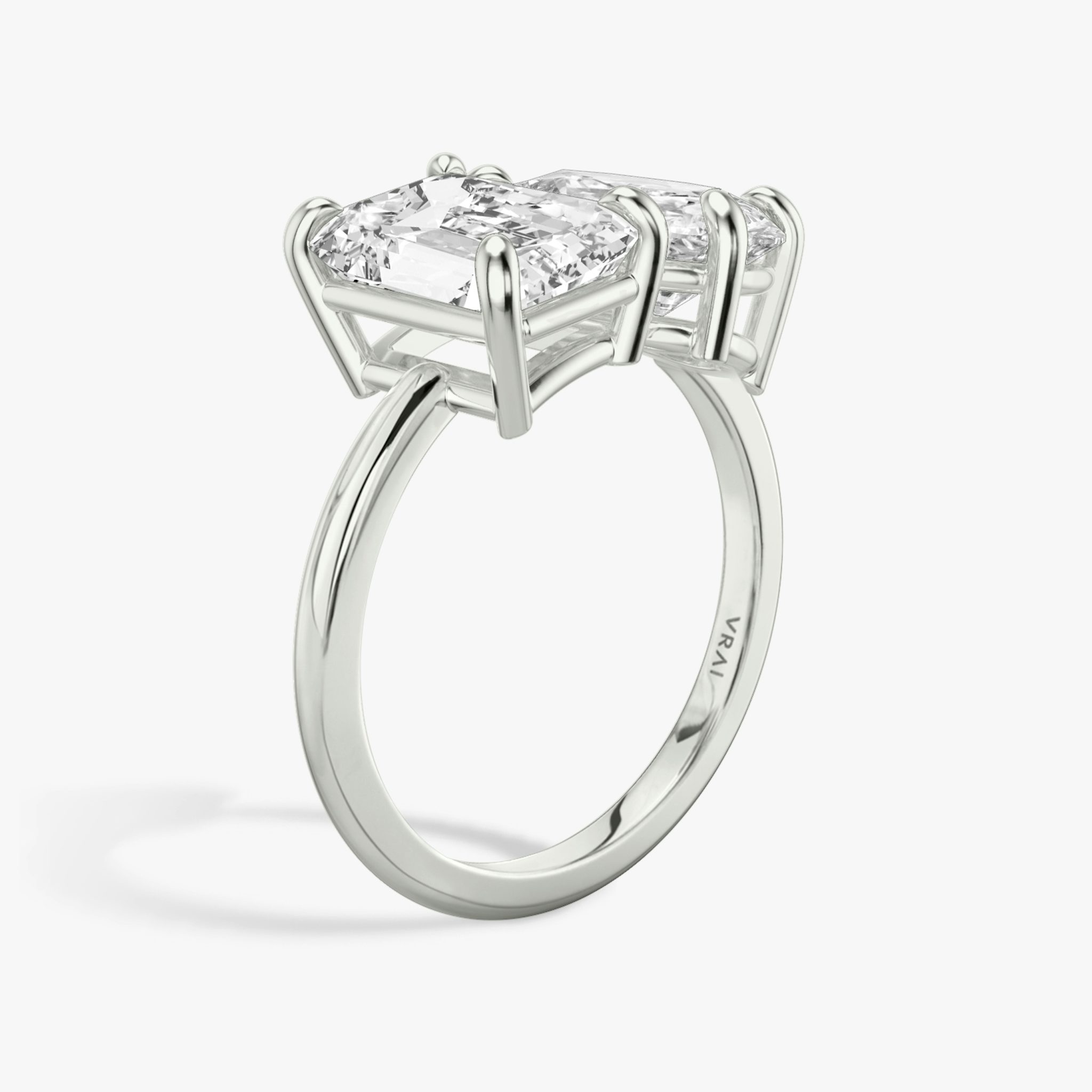 The Toi et Moi | Emerald and Pear | 18k | White Gold | bandAccent: Plain | diamondOrientation: vertical | caratWeight: other