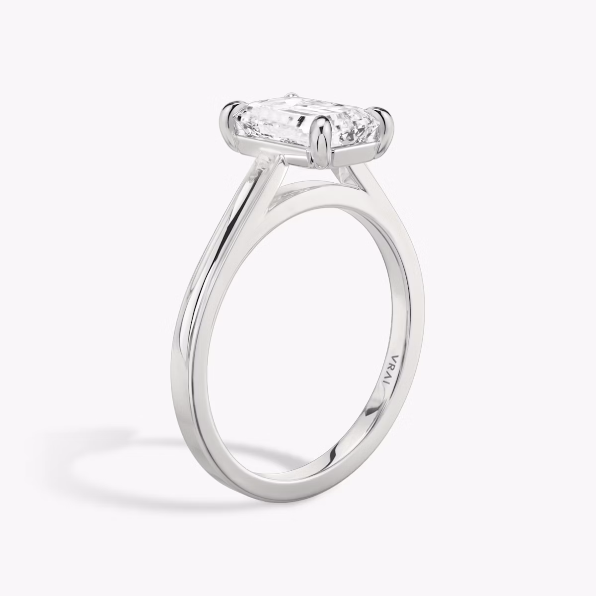 The Cathedral | Emerald | 18k | White Gold | bandAccent: Plain | diamondOrientation: vertical | caratWeight: other