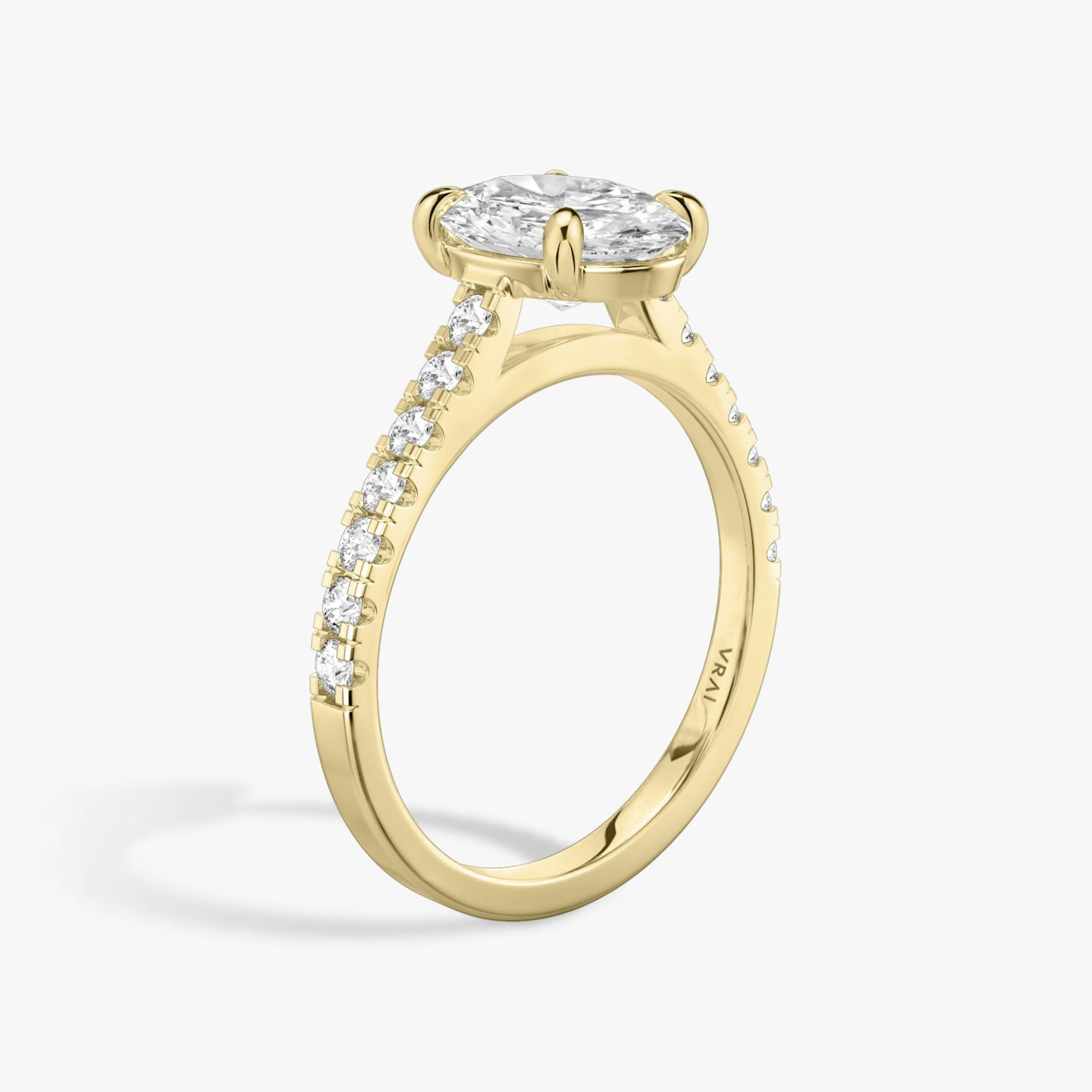 The Cathedral | Oval | 18k | Yellow Gold | bandAccent: Pavé | diamondOrientation: vertical | caratWeight: other