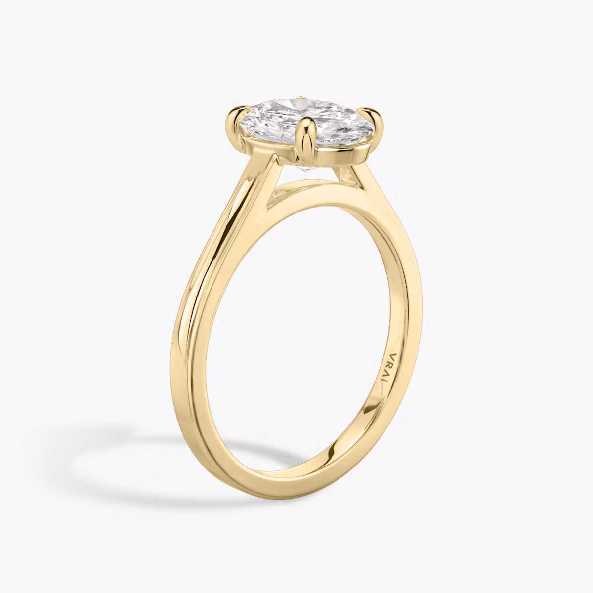 Cathedral | Oval | 18k | Gelbgold | bandAccent: Ohne Pavé-Besatz | diamondOrientation: vertical | caratWeight: other